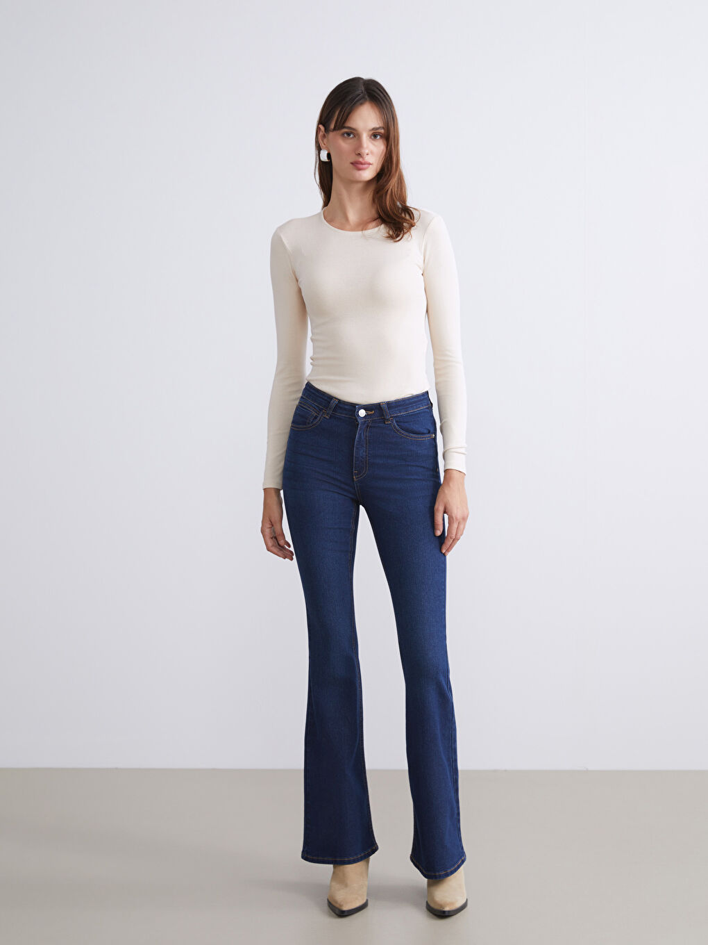 Crew Neck Women's Body-1