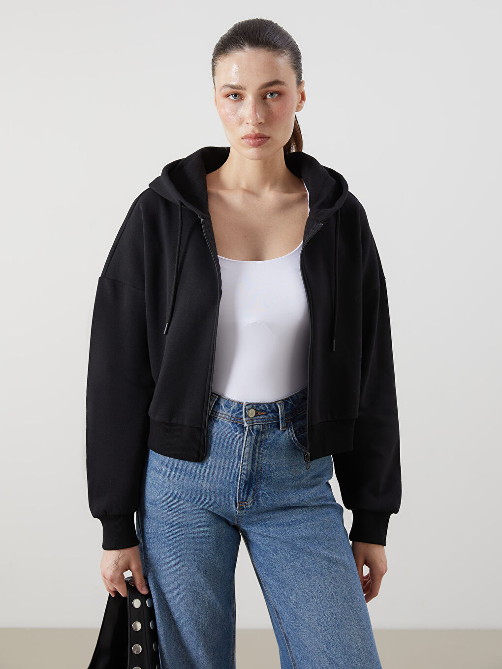 Siyah Kapüşonlu Oversize Kadın Kalın Fermuarlı Sweatshirt