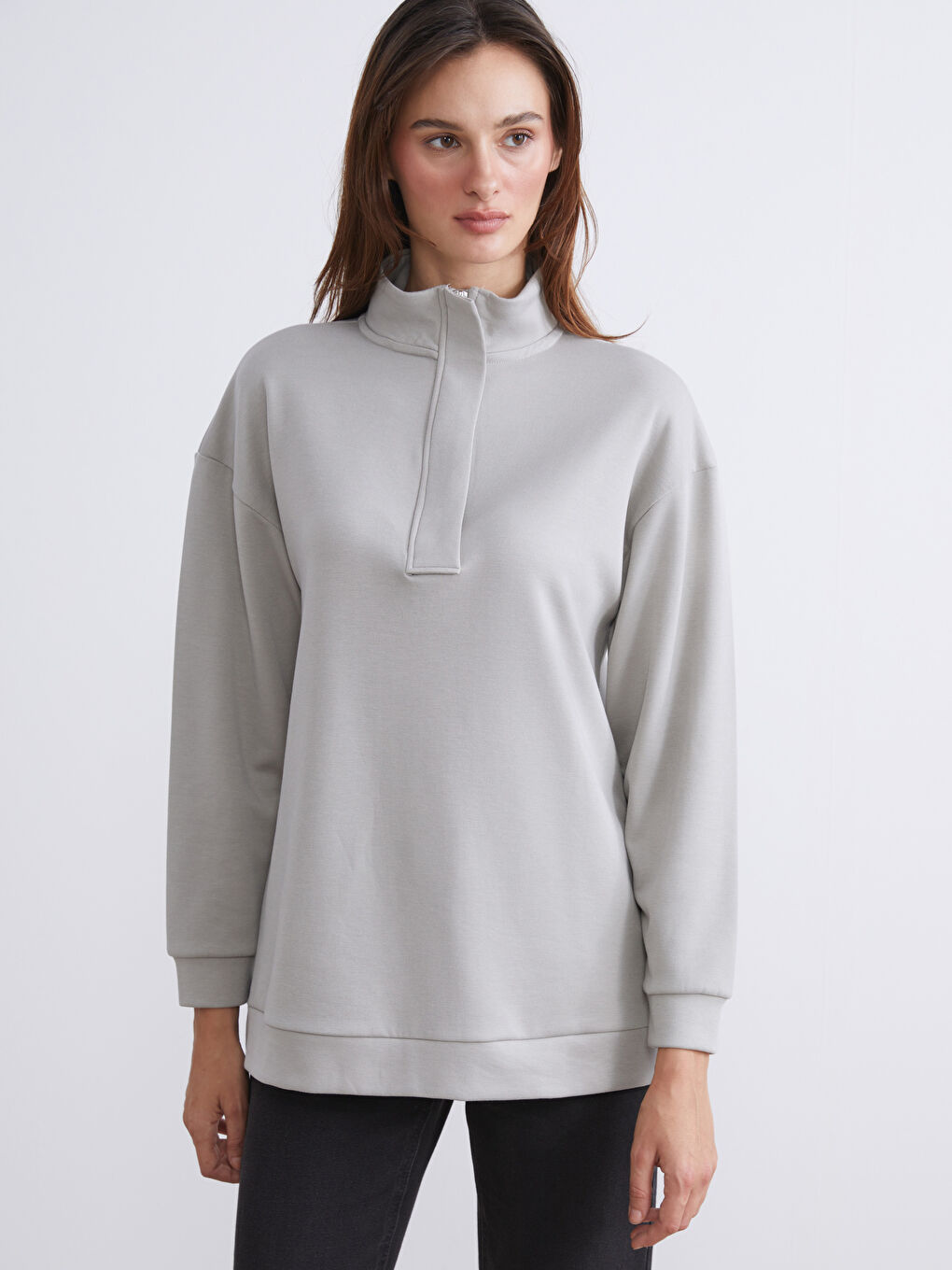 Gri Dik Yaka Kadın Sweatshirt Tunik-2