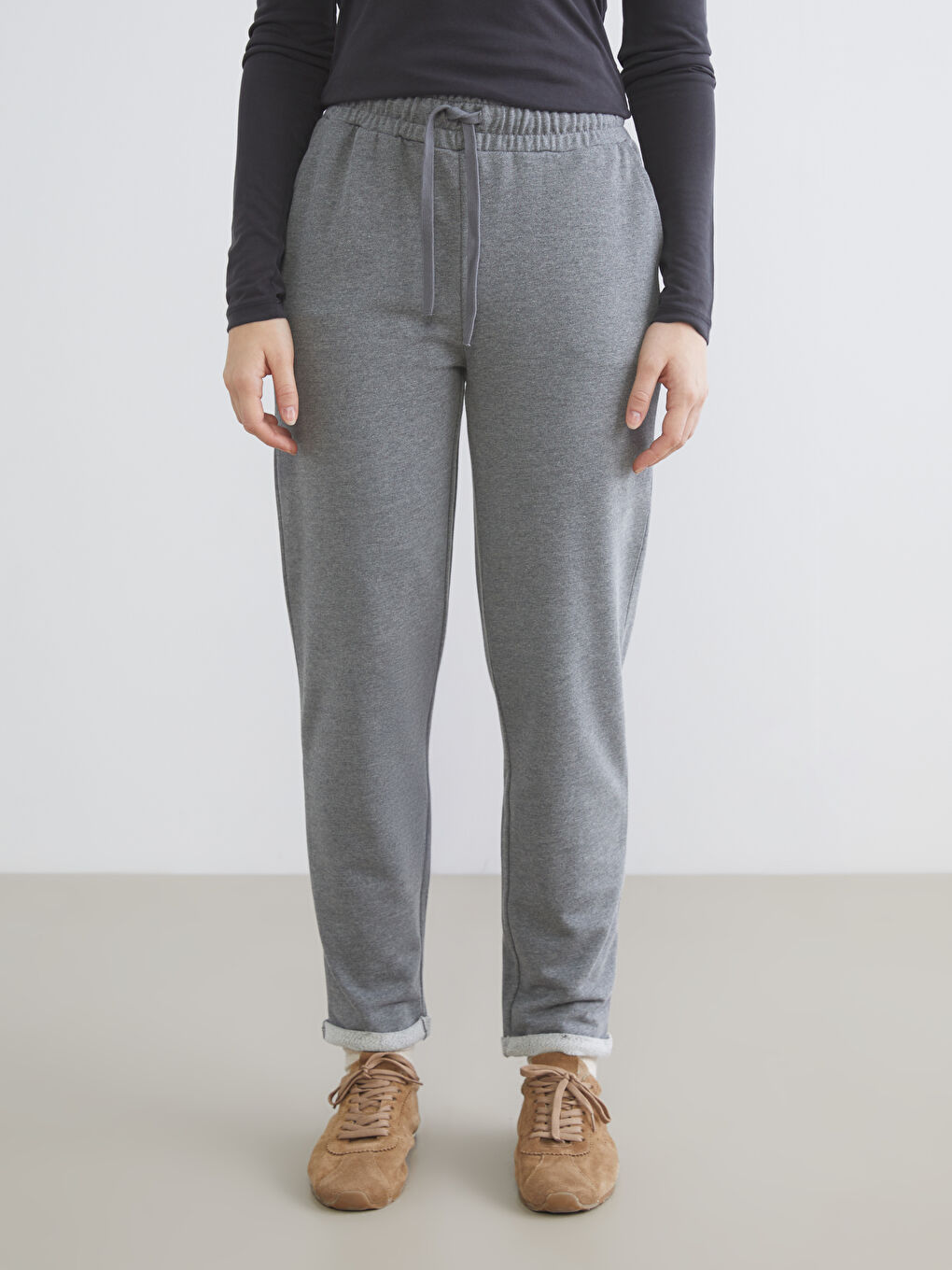 Women's Sweatpants with Elastic Waist-3