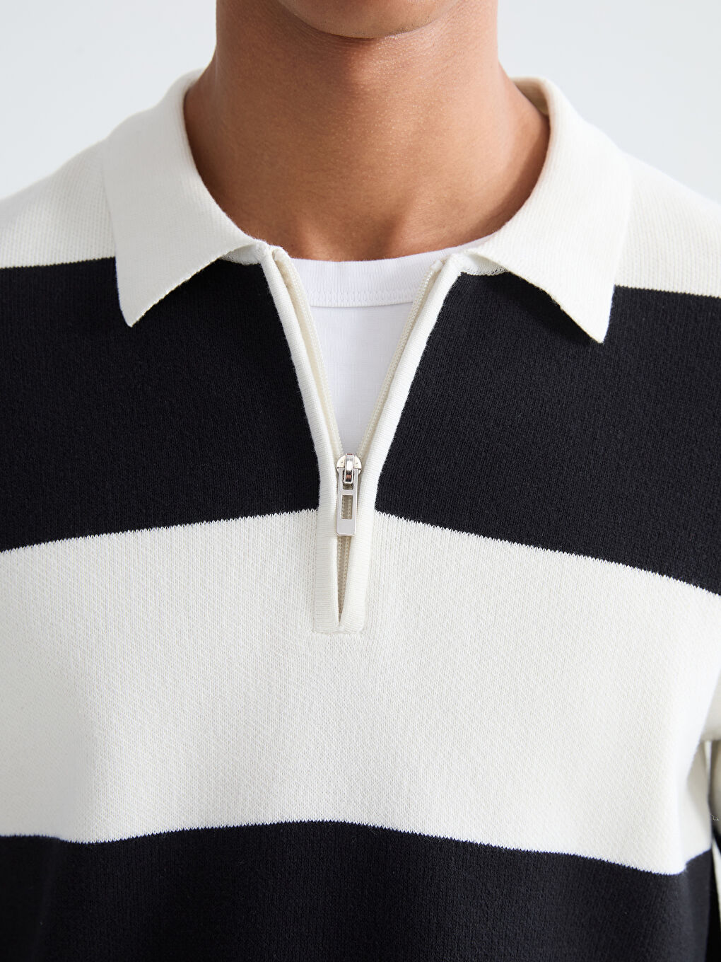 سترة تريكو مخططة بكول مدور رجال-2