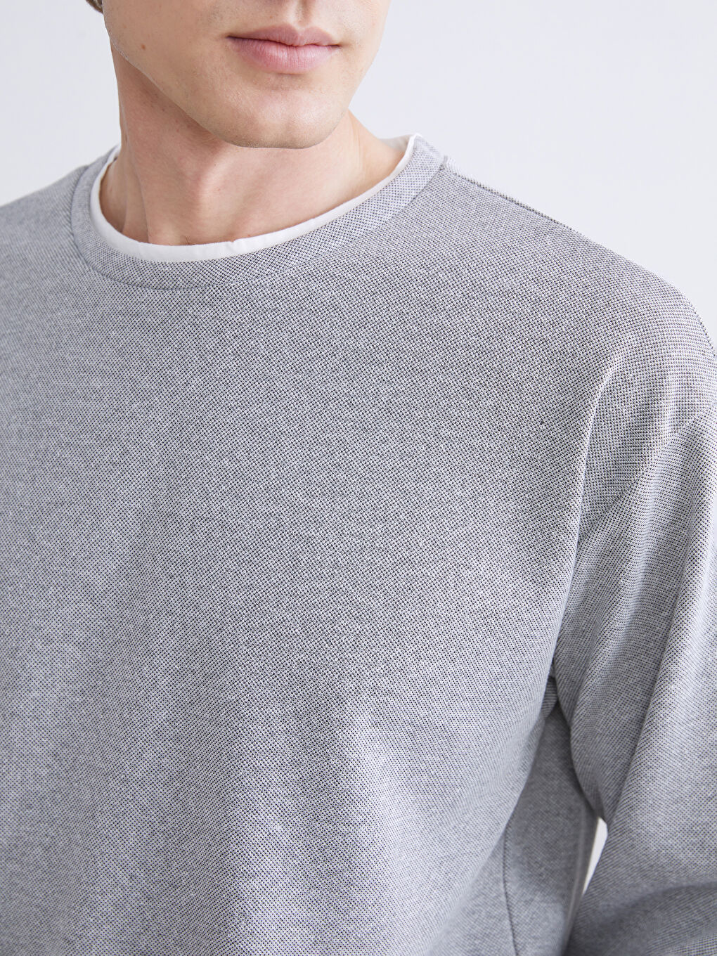 Gri Bisiklet Yaka Erkek Sweatshirt-2