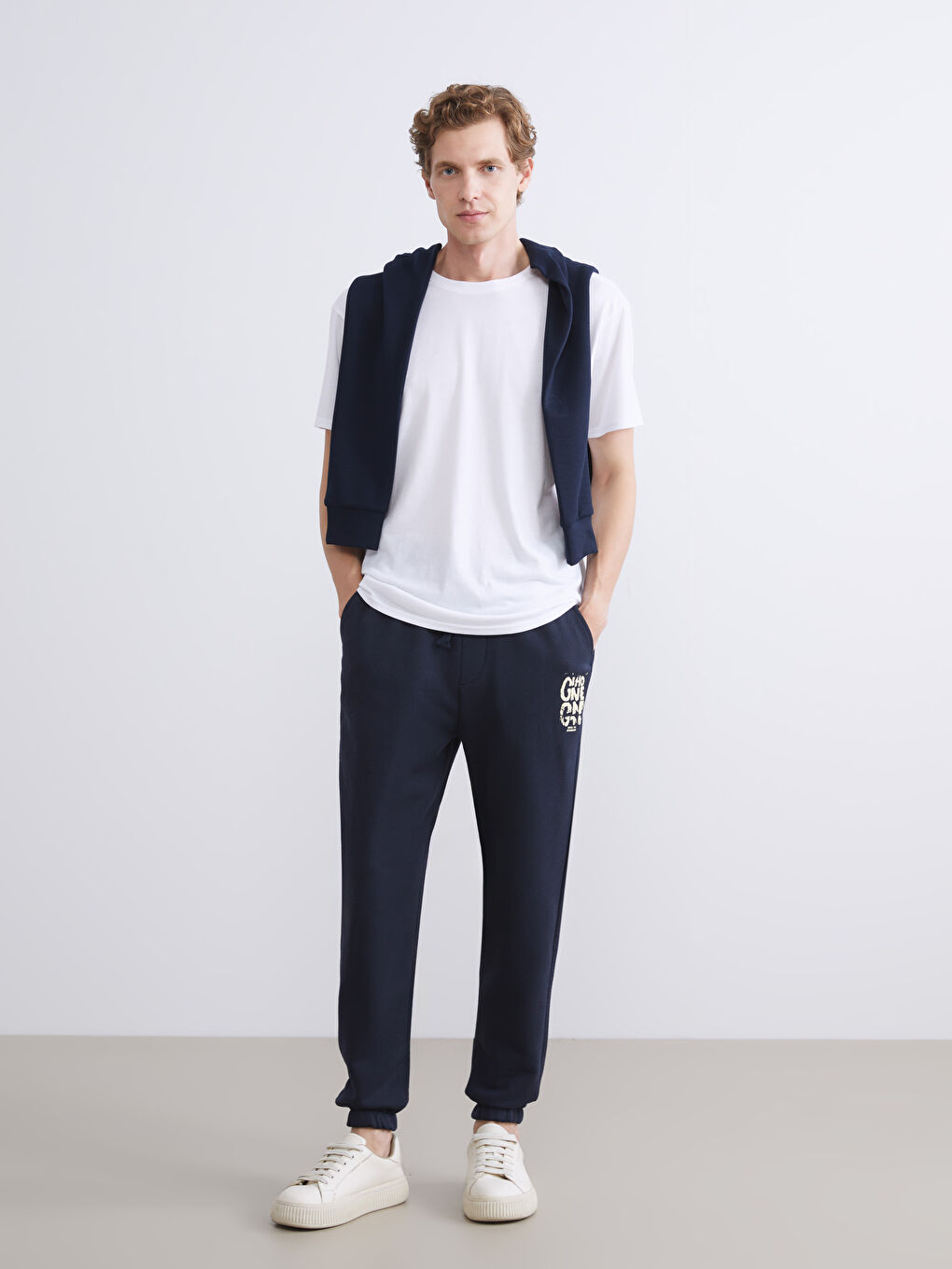 Standard Fit Men's Jogger Sweatpants