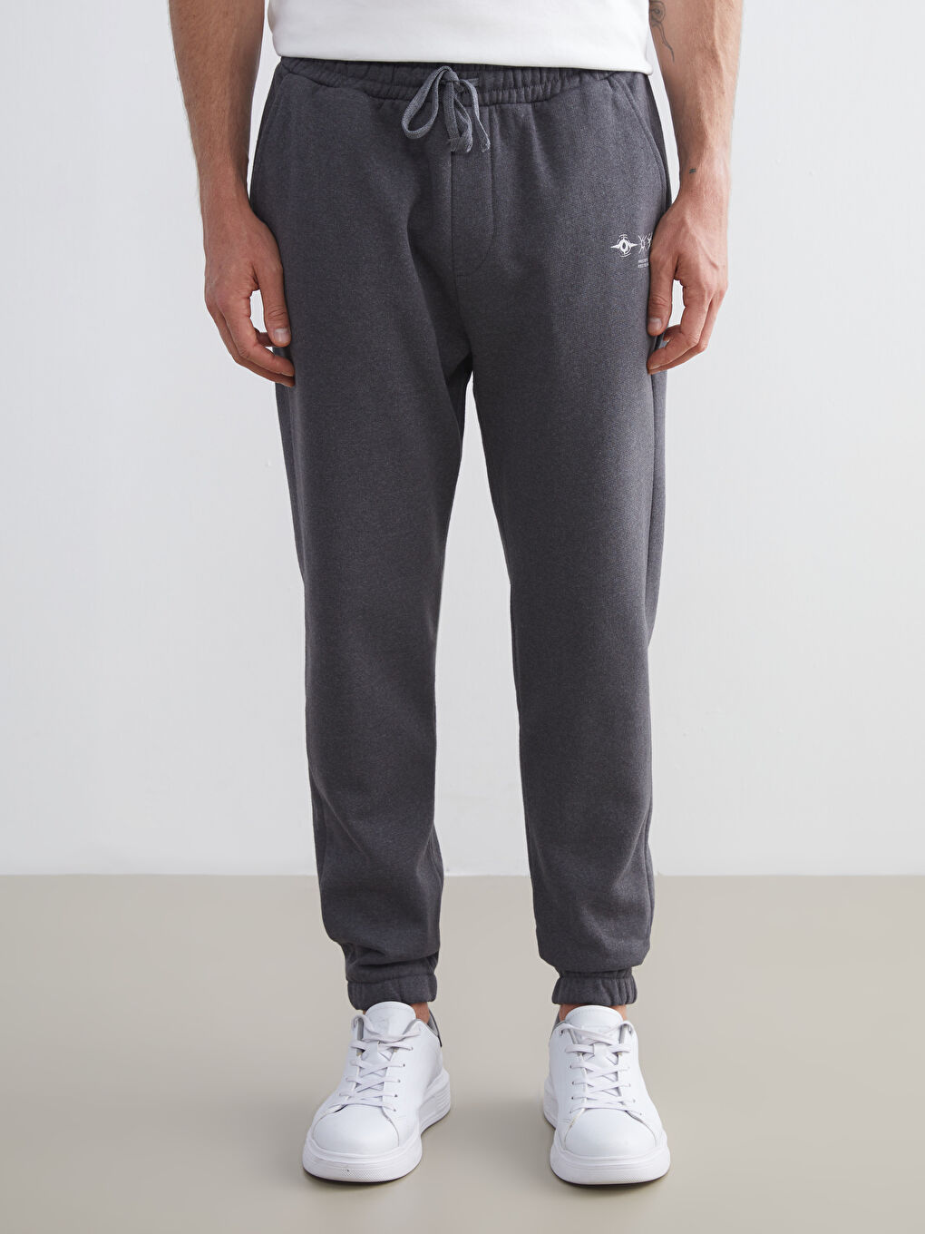 Antrasit Standart Kalıp Erkek Jogger Eşofman Altı-1