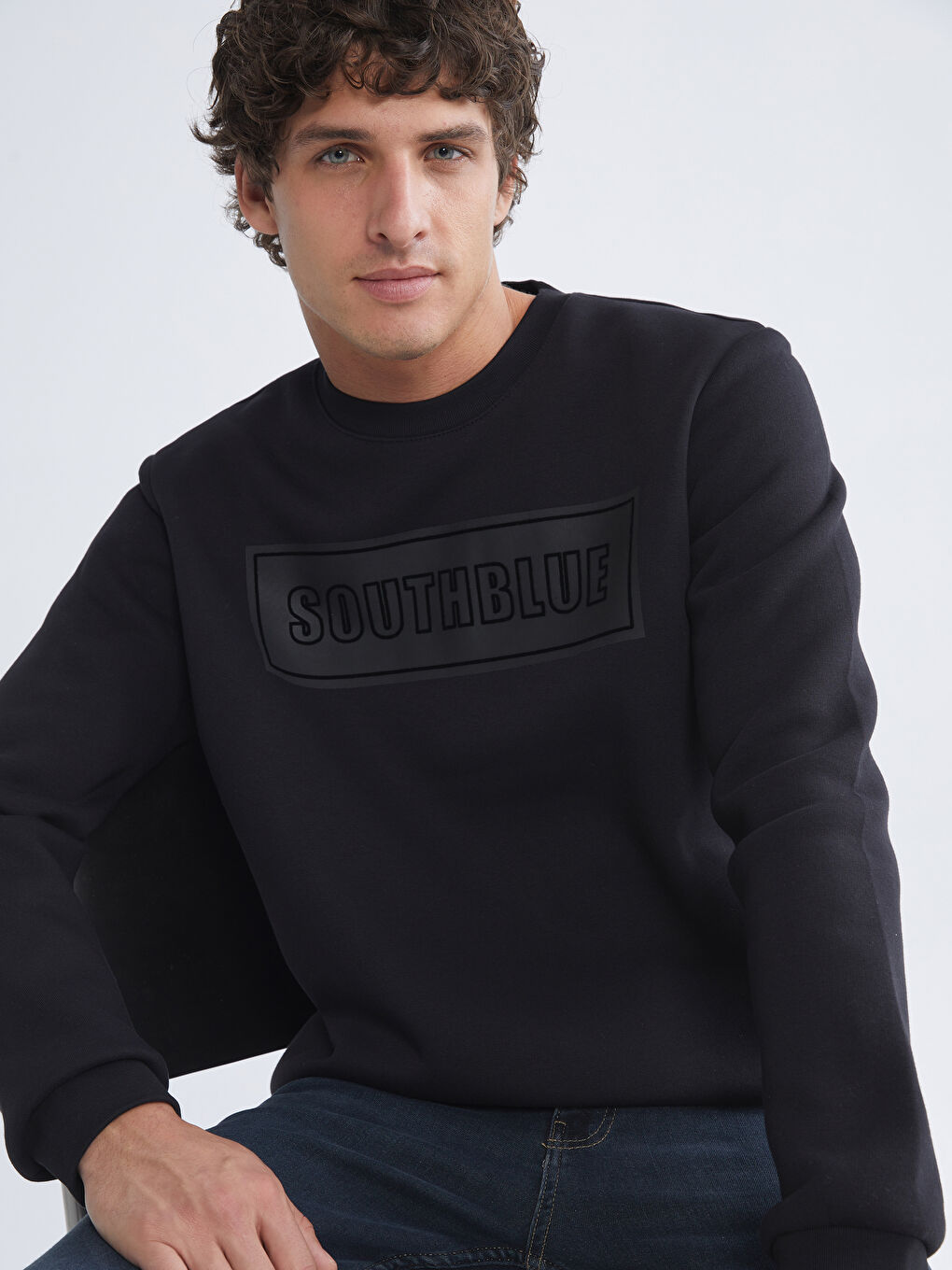 Siyah Bisiklet Yaka Baskılı Erkek Sweatshirt