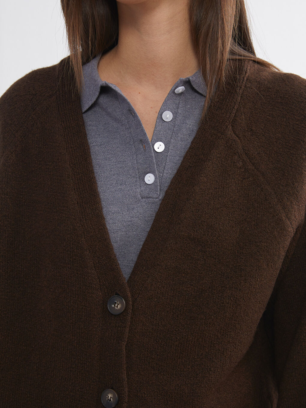 Kahverengi V Yaka Kadın Triko Hırka-2