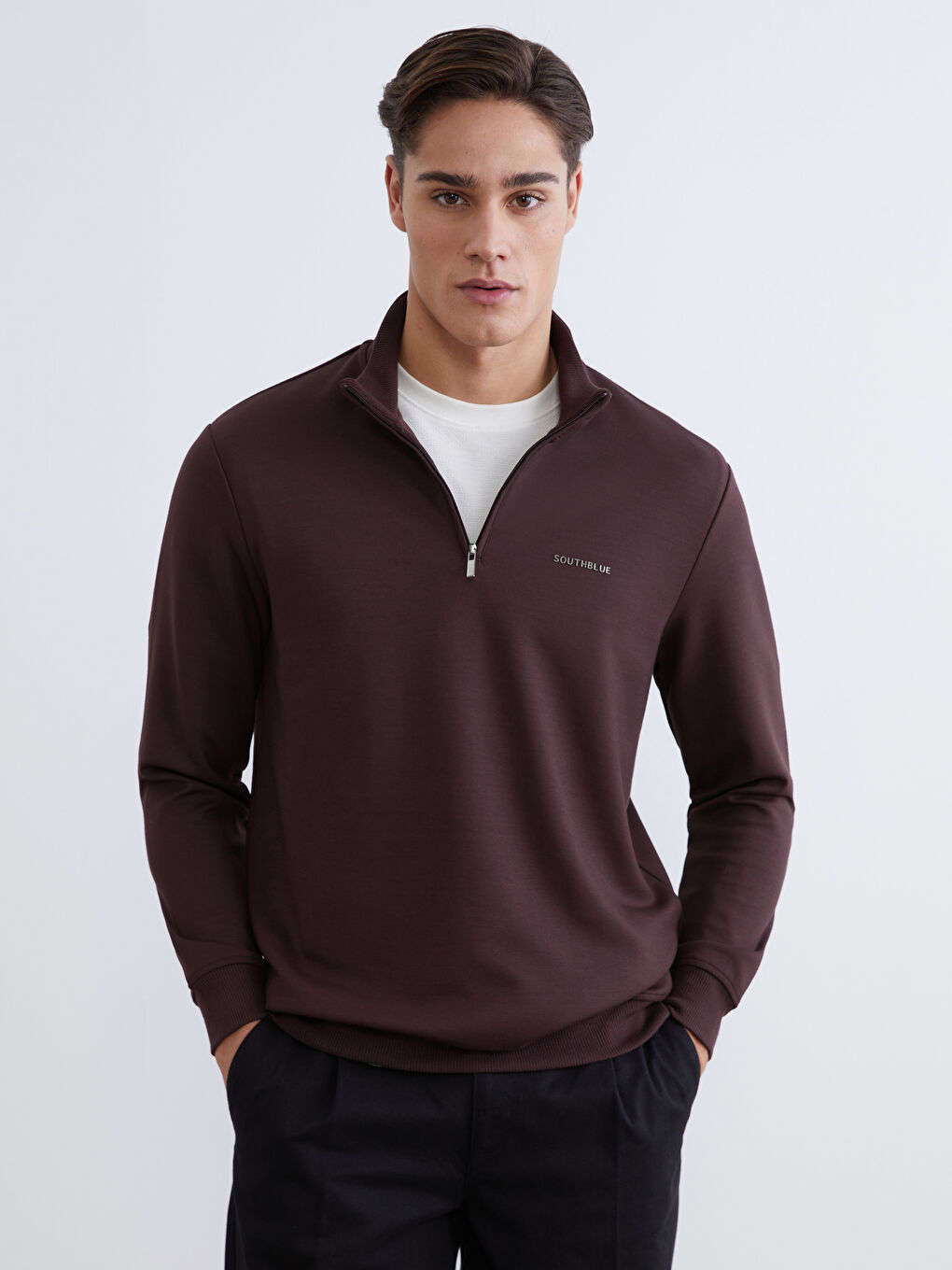 Kahverengi Fermuarlı Dik Yaka Erkek Sweatshirt