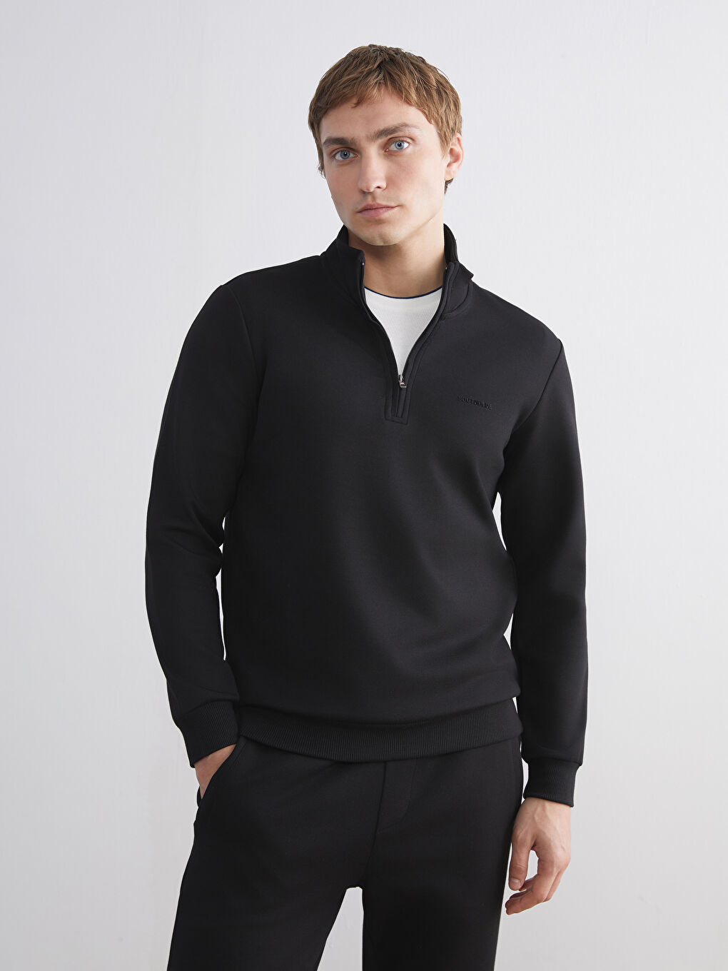 Siyah Fermuarlı Dik Yaka Erkek Sweatshirt