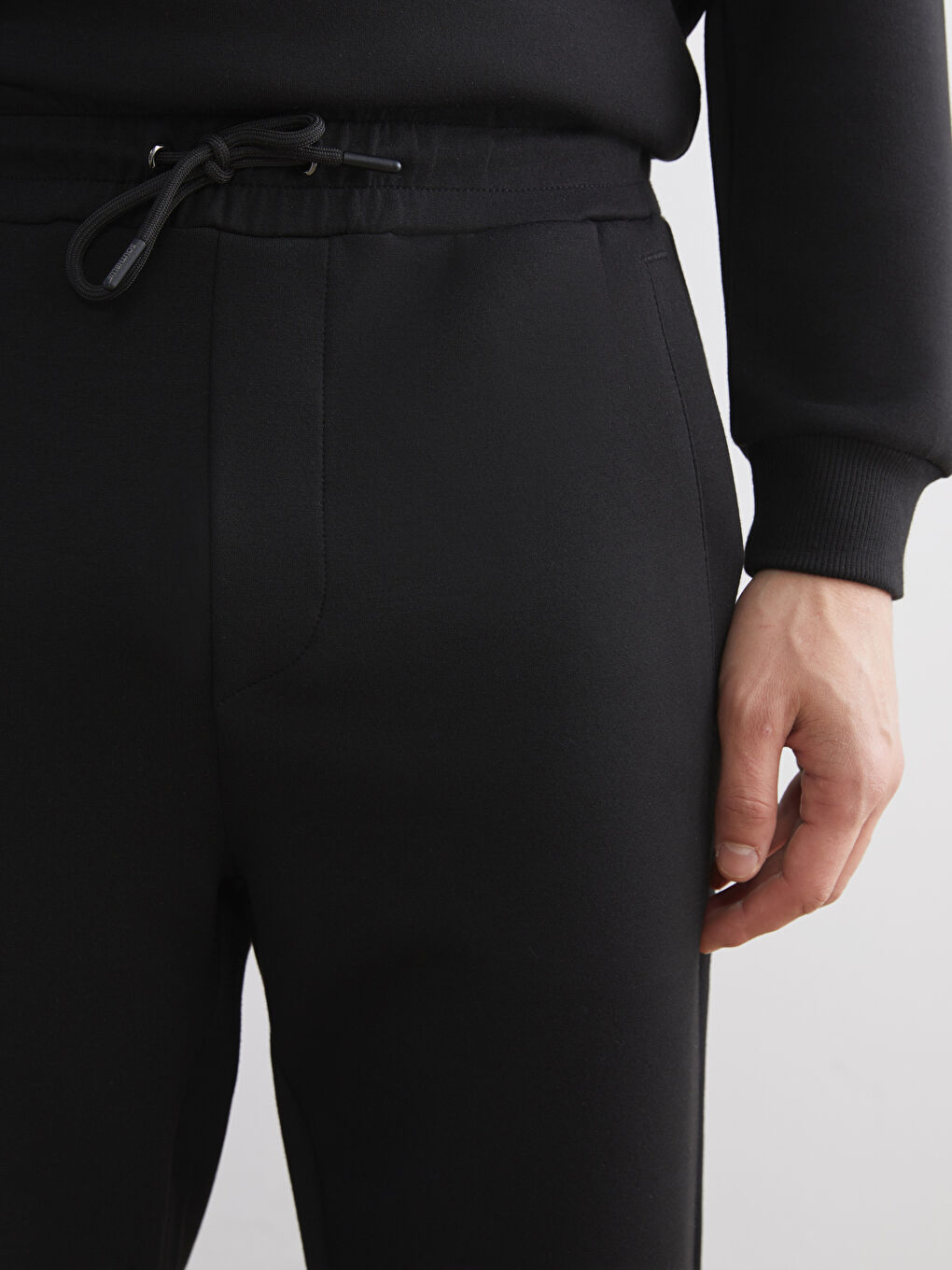 Siyah Standart Kalıp Erkek Eşofman Altı-2