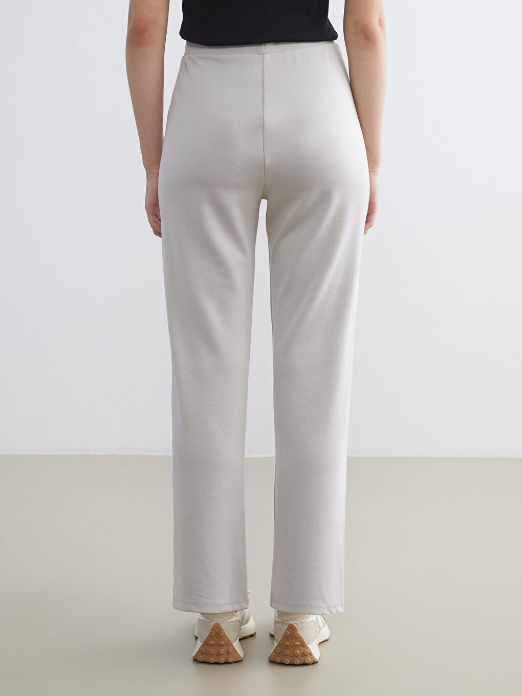 Gri Beli Lastikli Kadın Eşofman Altı-3