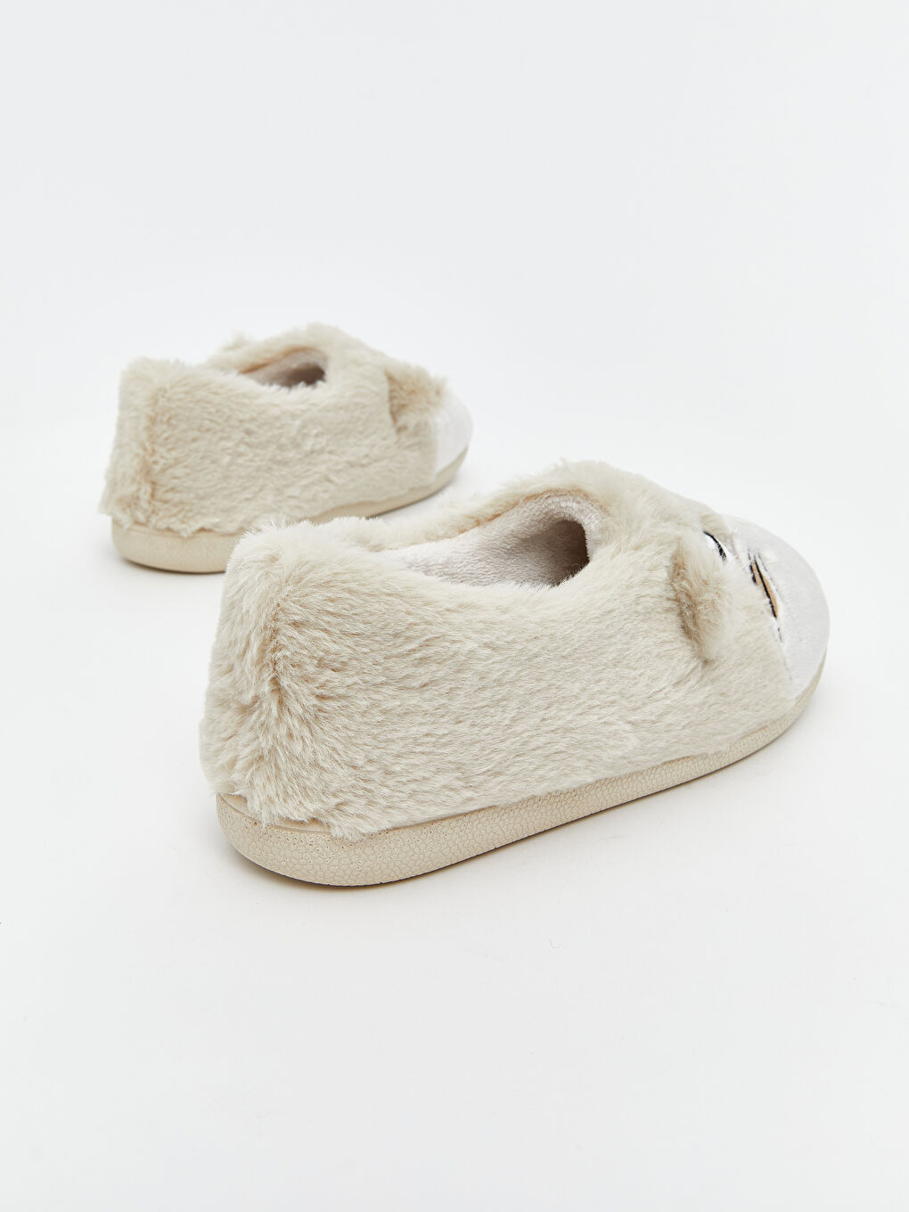 Bej Tavşan Figürlü Pelüş Kadın Ev Terliği-4