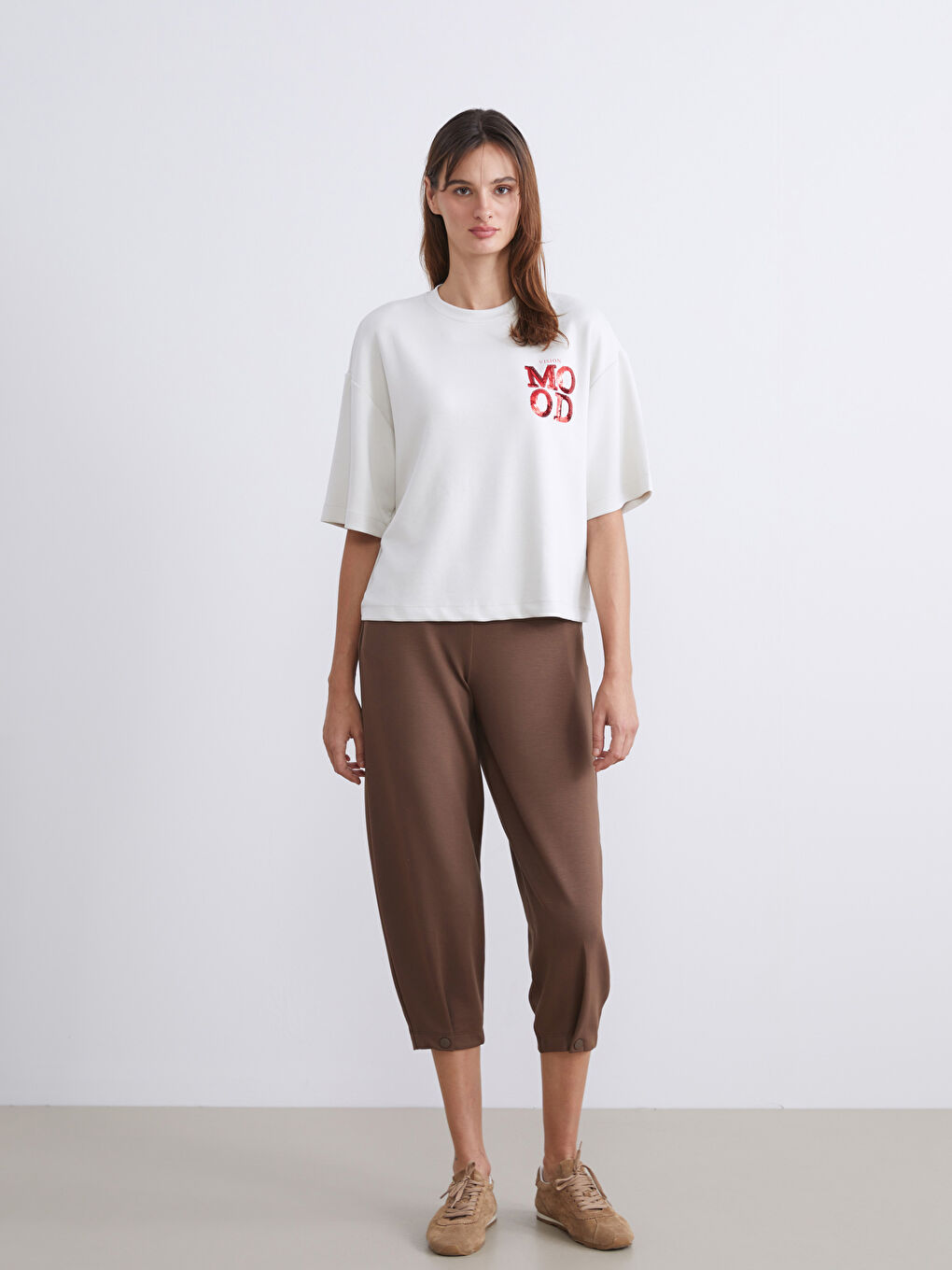 Женщины Бежевый Футболка-1