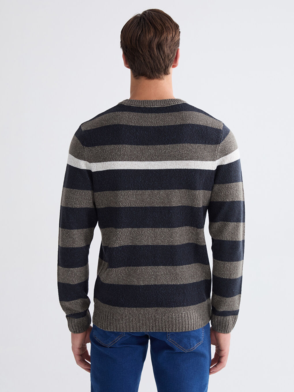 Пуловер с кръгло деколте, раиран, трикотажен за мъже-3