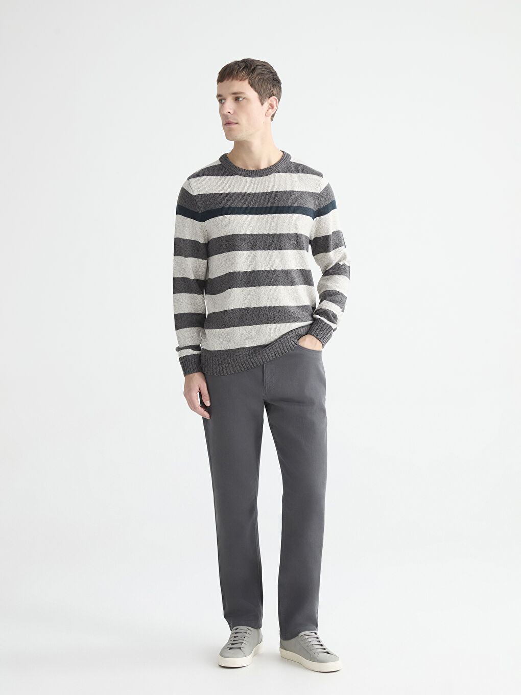 Crew Neck Striped Men's Knitwear Sweater-1