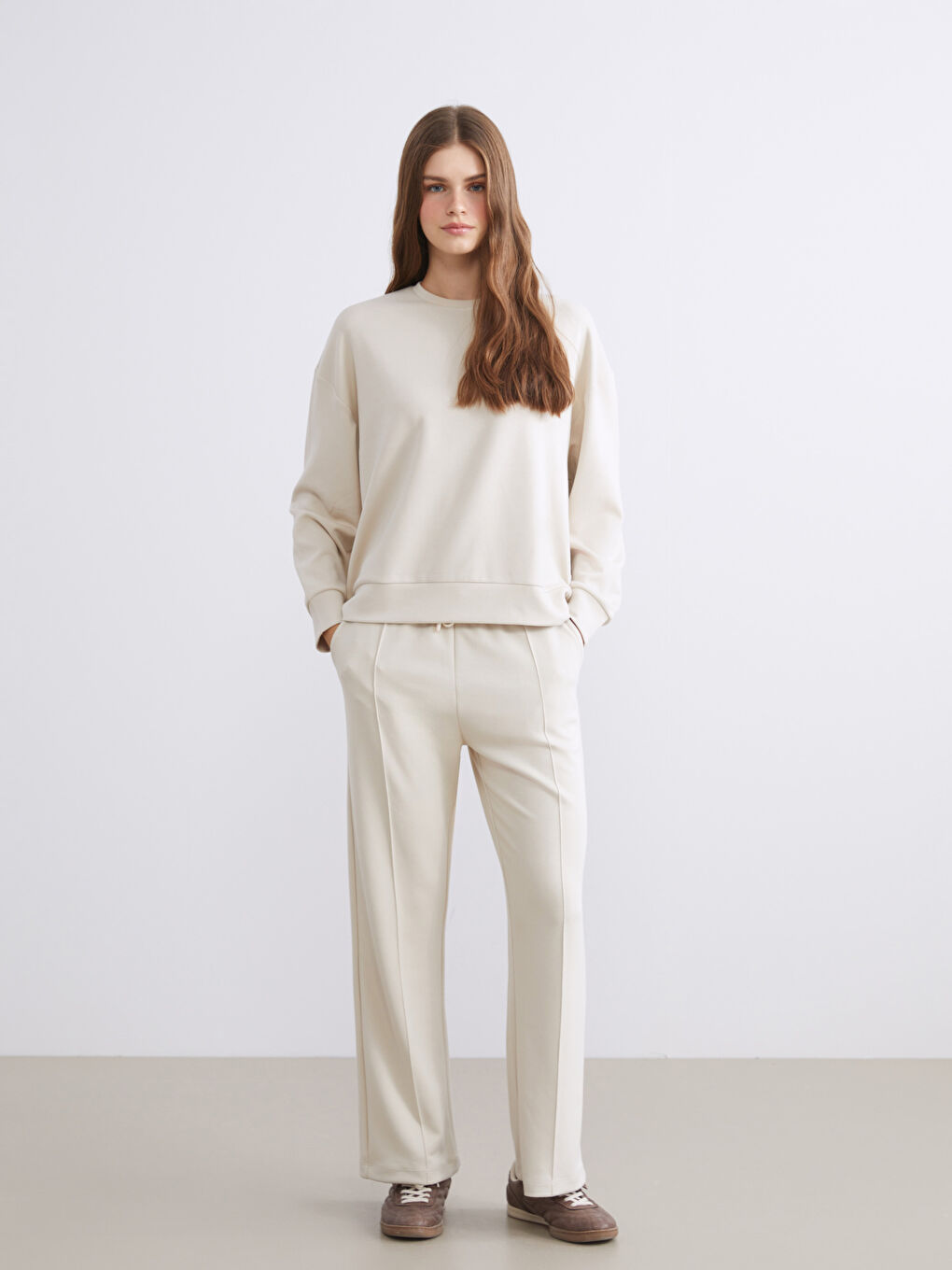 Women's Sweatpants with Elastic Waist