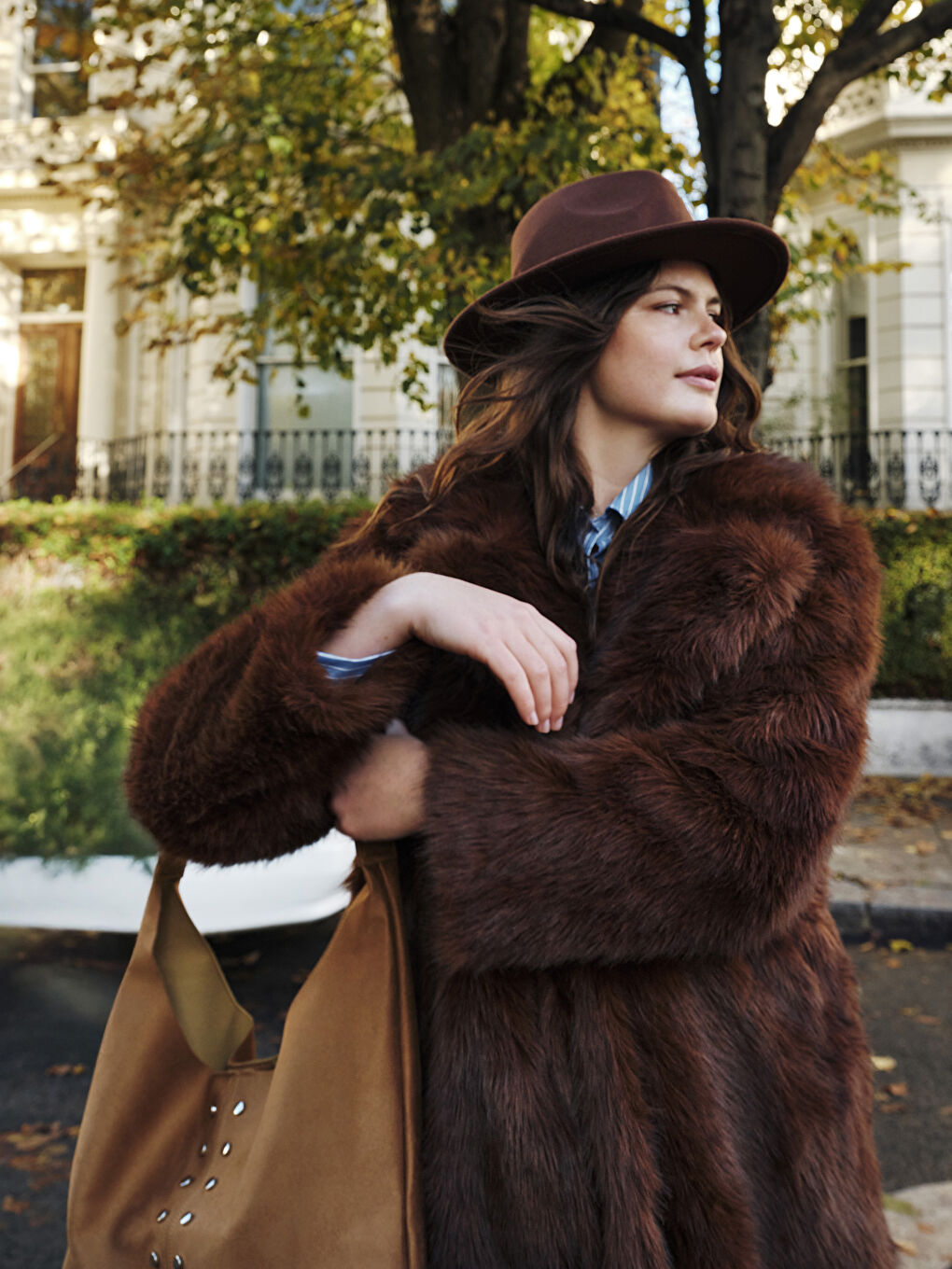 Kahverengi Ceket Yaka Kadın Kürk Kaban-1