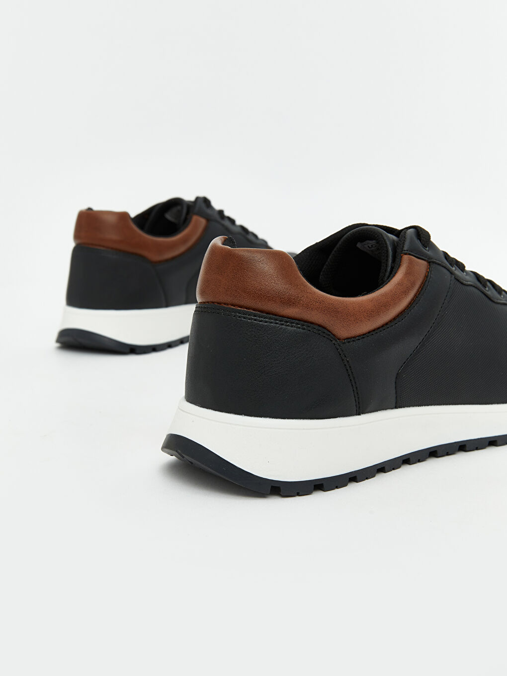 Siyah Bağcıklı Erkek Spor Ayakkabı-4