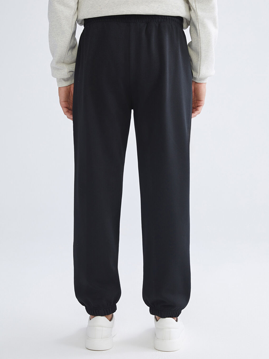 Standard Fit Men's Jogger Sweatpants-7