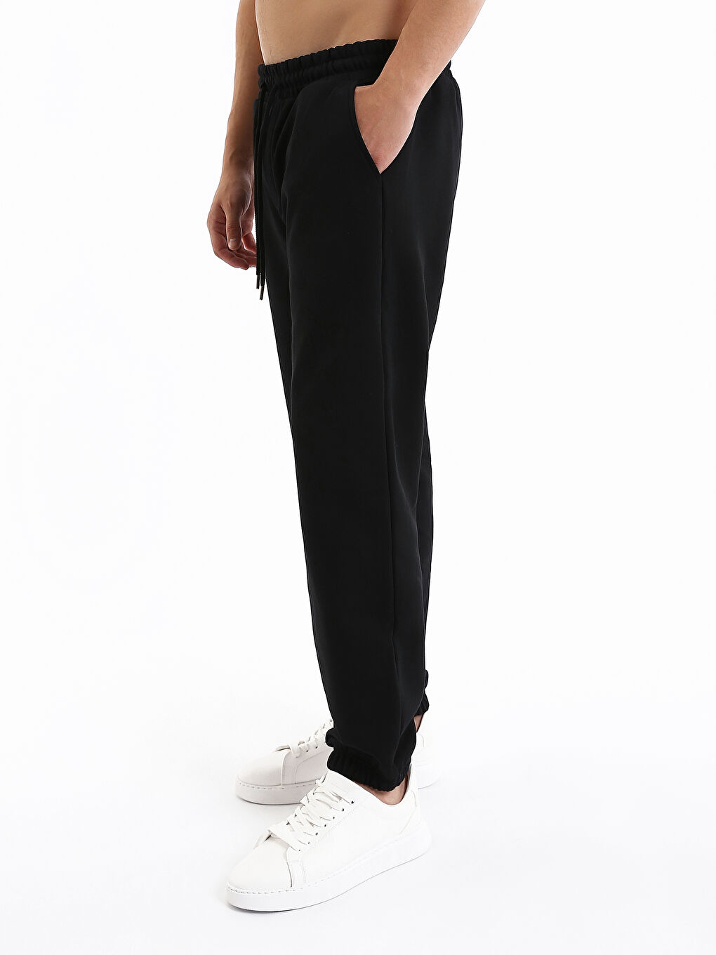 Standard Fit Men's Jogger Sweatpants-6