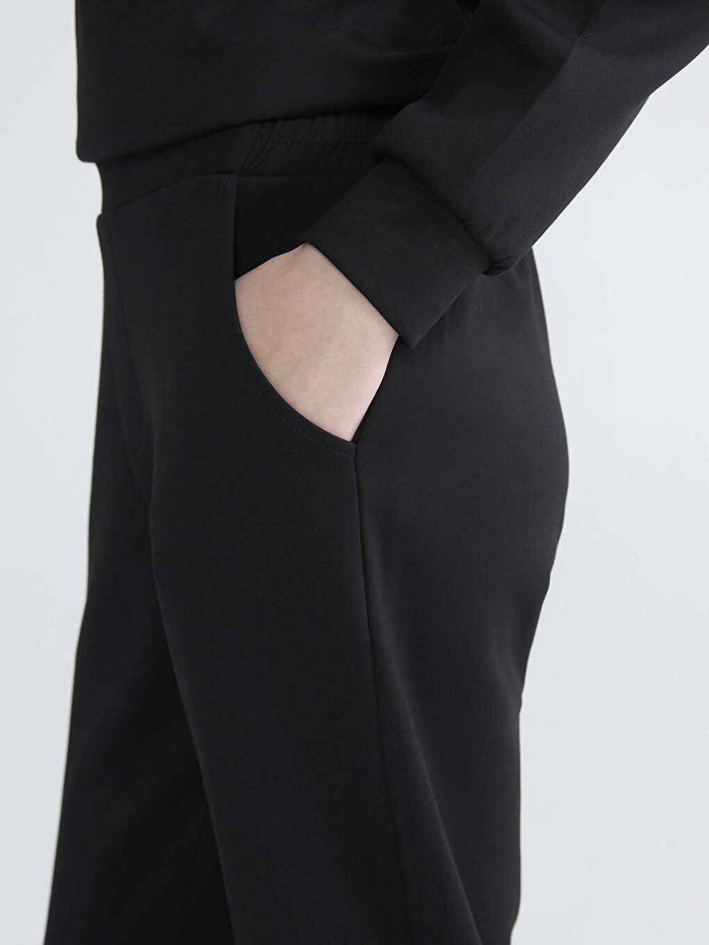 Women's Sweatpants with Elastic Waist-2