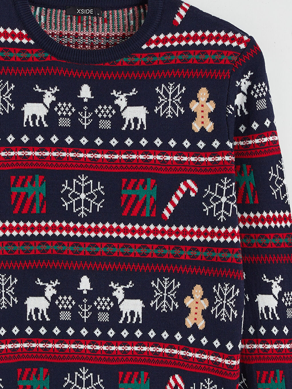 Crew Neck New Year Themed Men's Knit Sweater-5