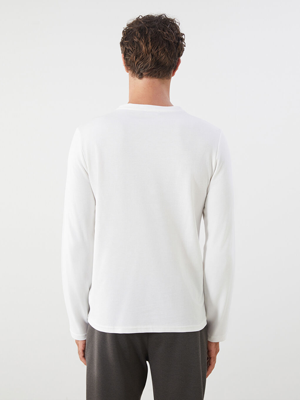 Beyaz Bisiklet Yaka Uzun Kollu Erkek Tişört-3