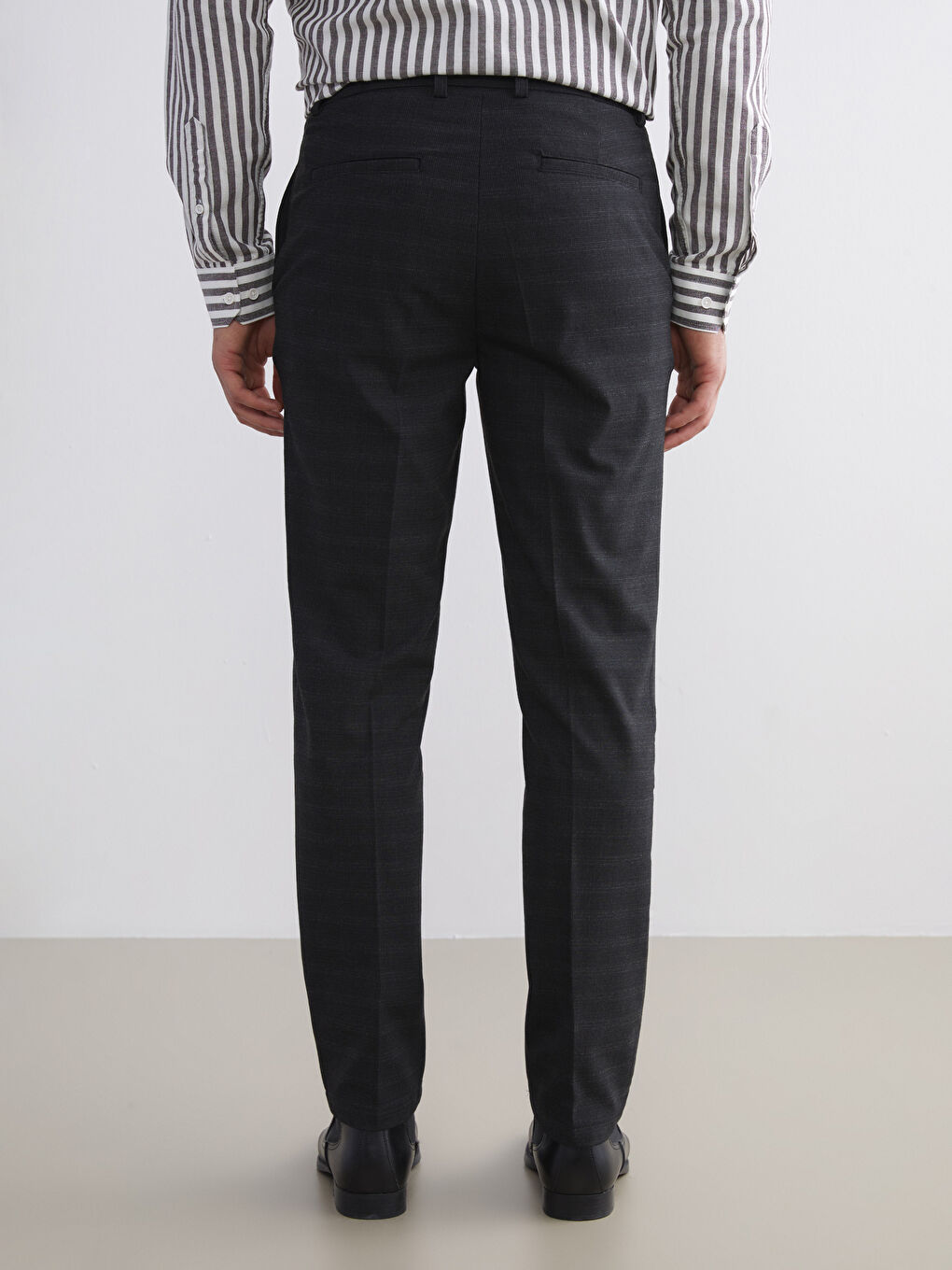 Брюки стандартного кроя для мужчин-3