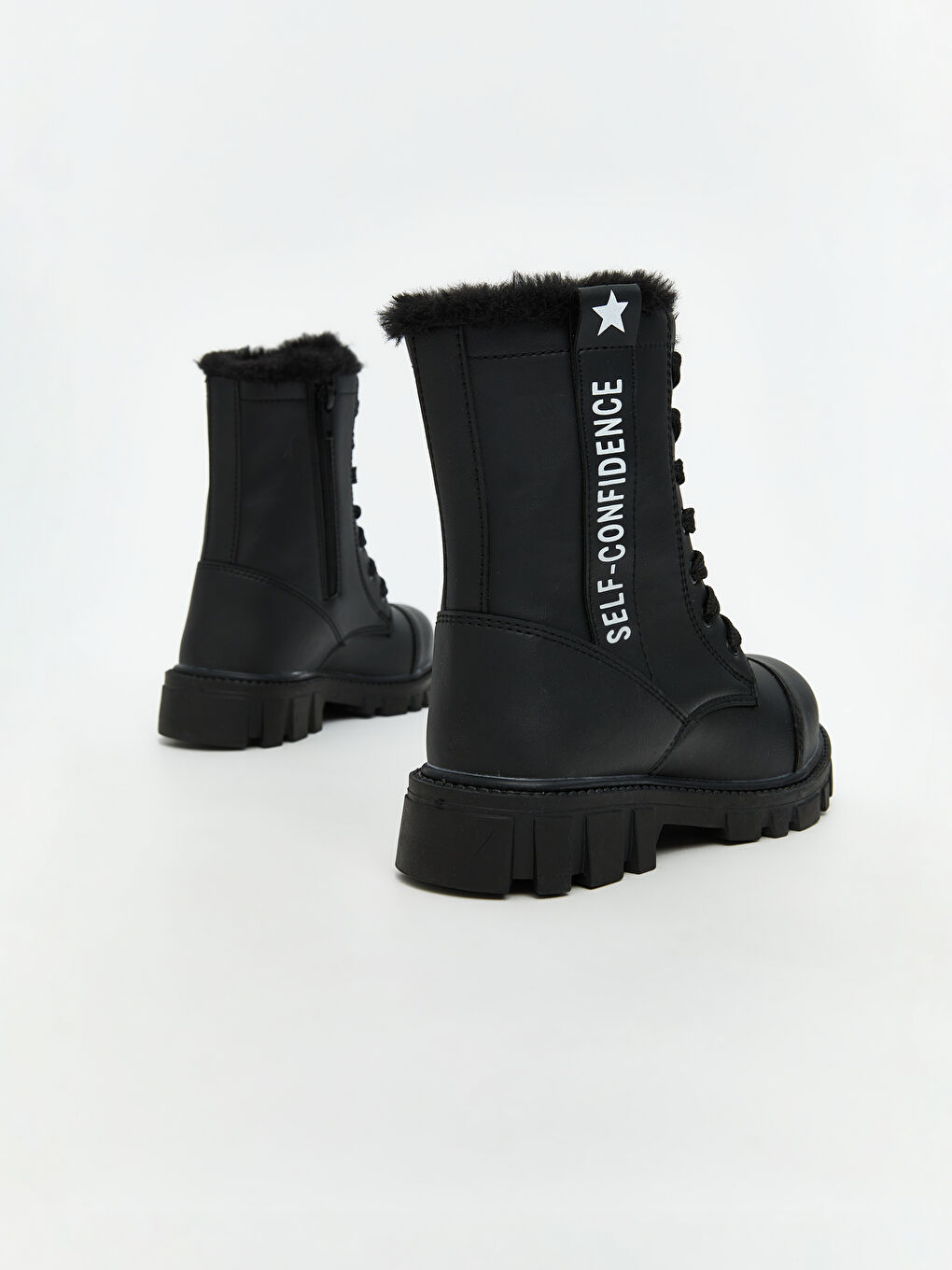 Siyah Bağcıklı Kız Çocuk Bot-4