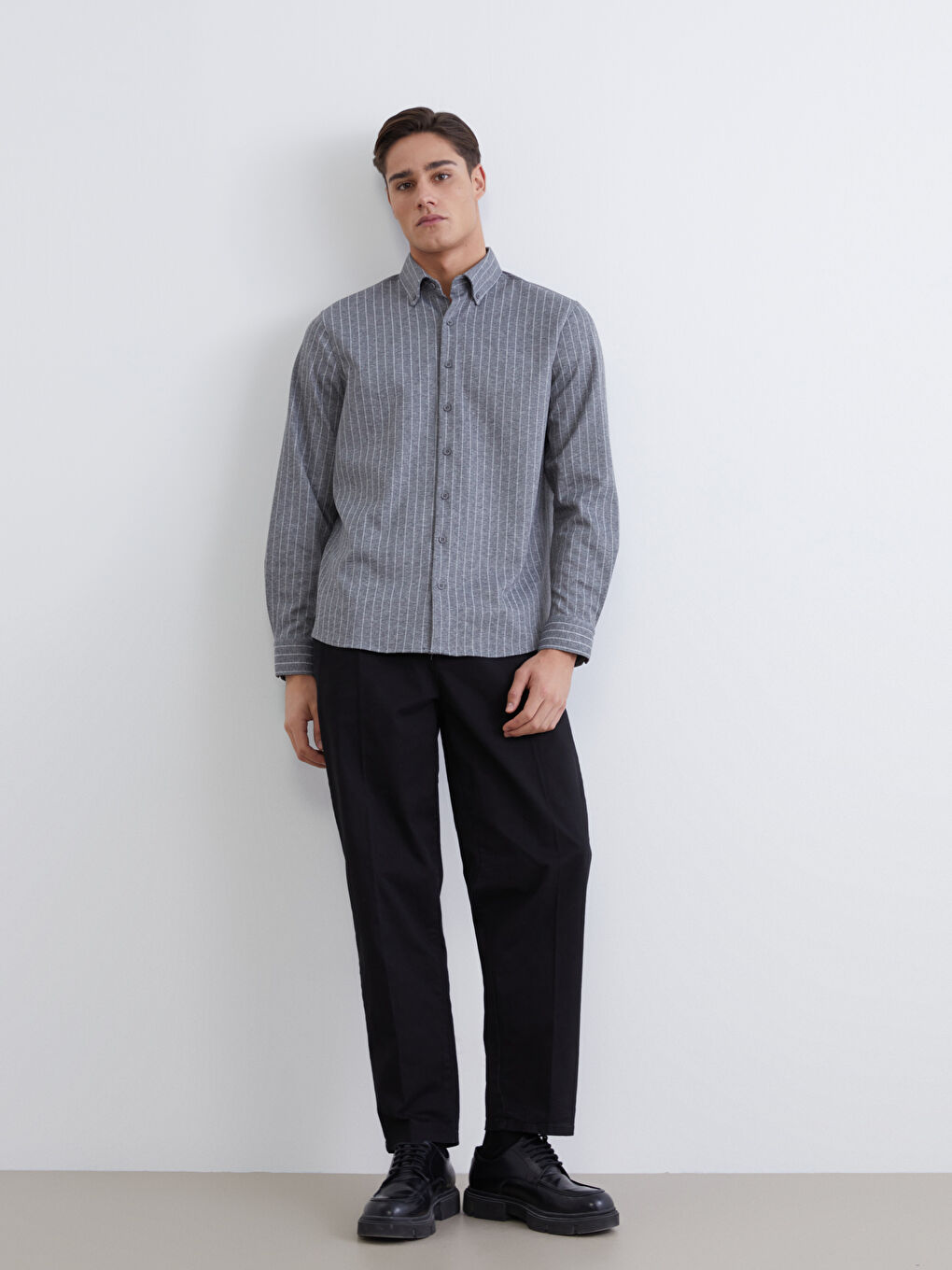 Gri Çizgili Uzun Kollu Erkek Gömlek-1