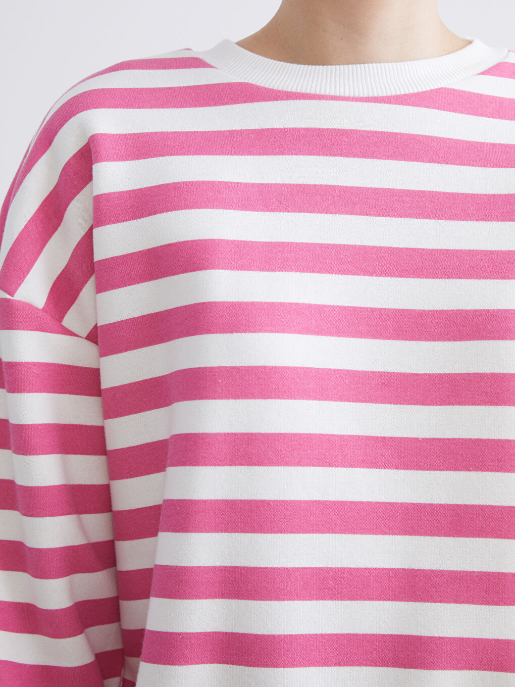 Crew Neck Striped Oversize Women's Sweatshirt-2