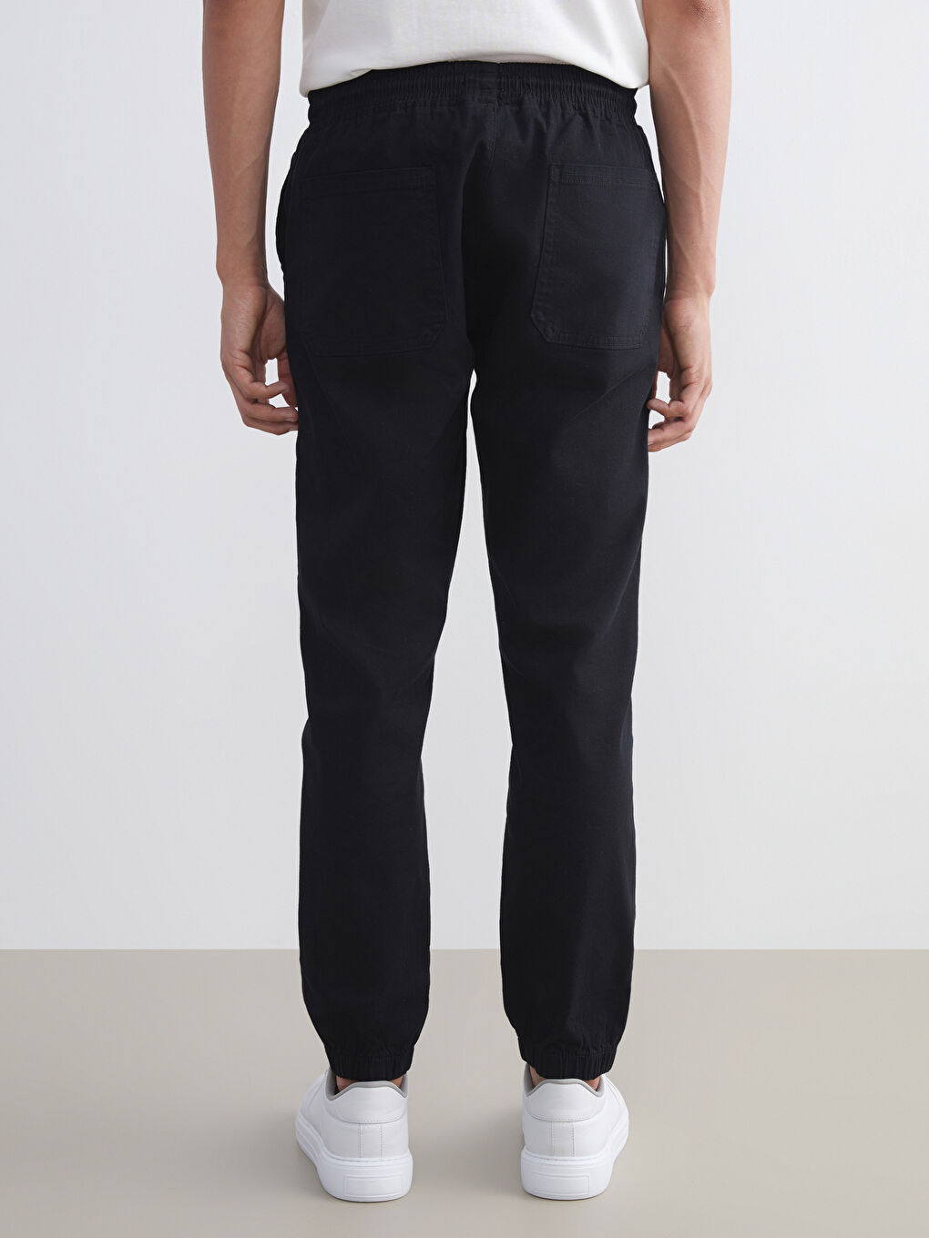 Siyah Standart Kalıp Erkek Jogger Pantolon-3