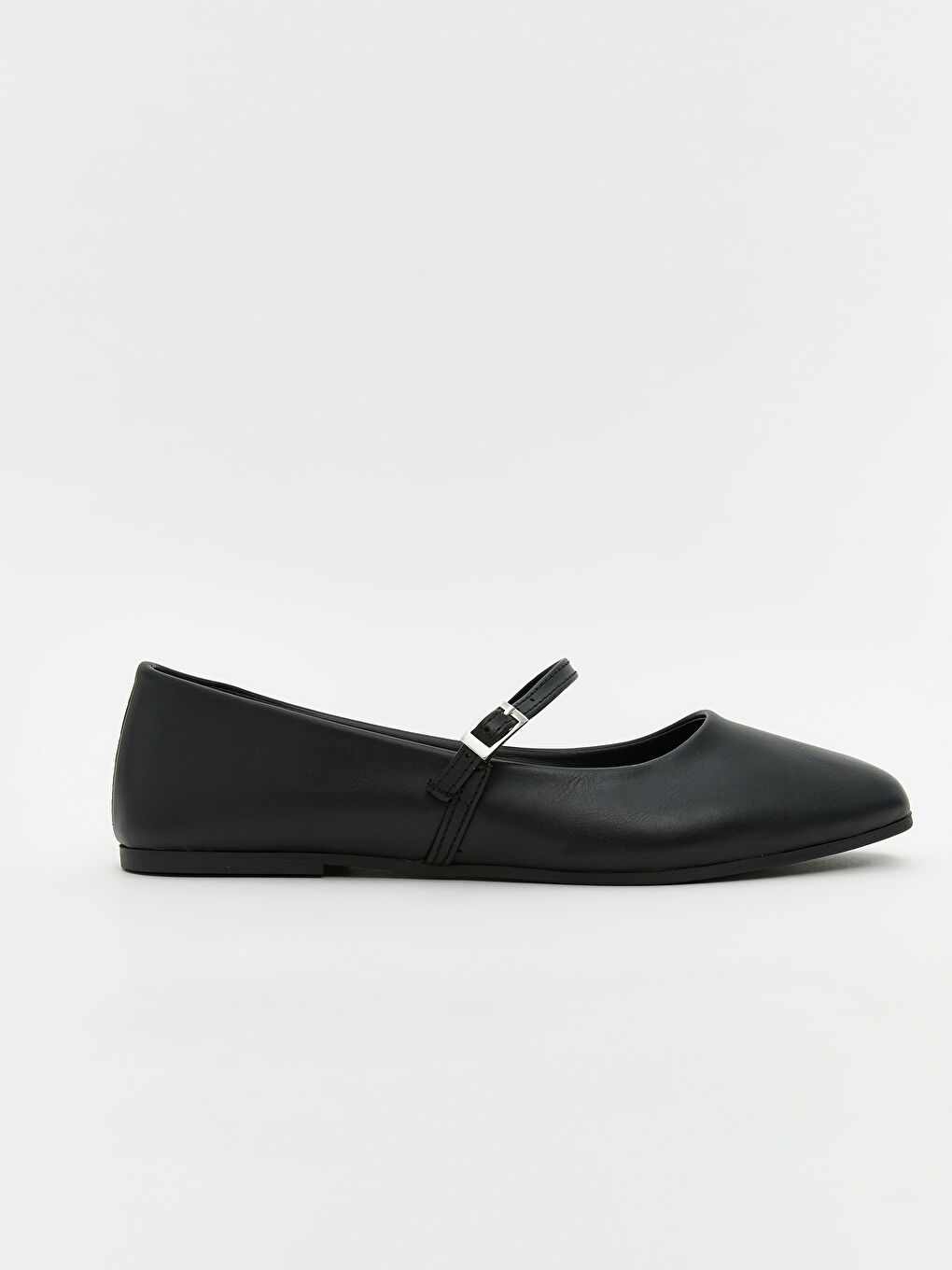 Siyah Deri Görünümlü Kadın Babet Ayakkabı-1