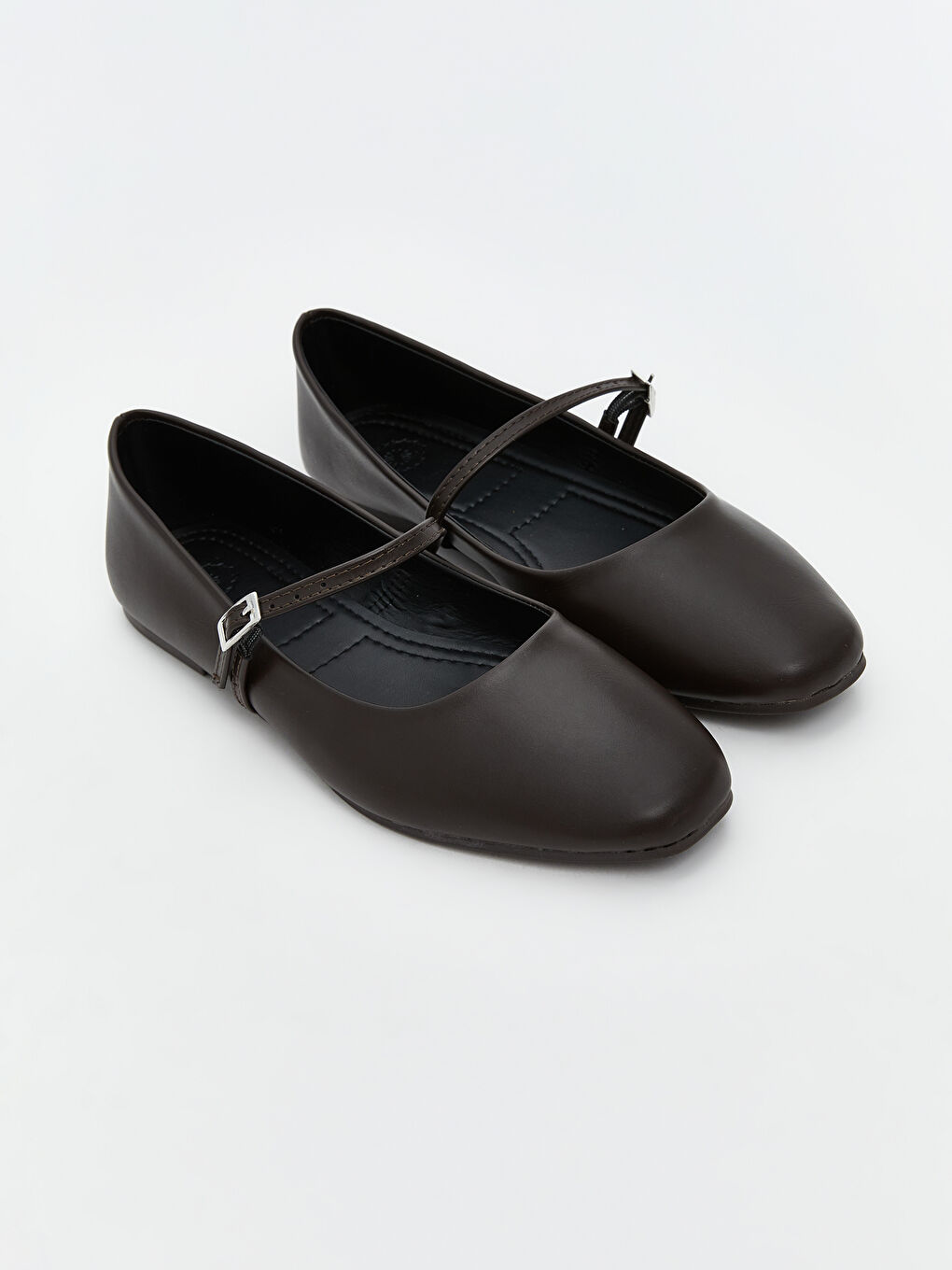 Kahverengi Deri Görünümlü Kadın Babet Ayakkabı