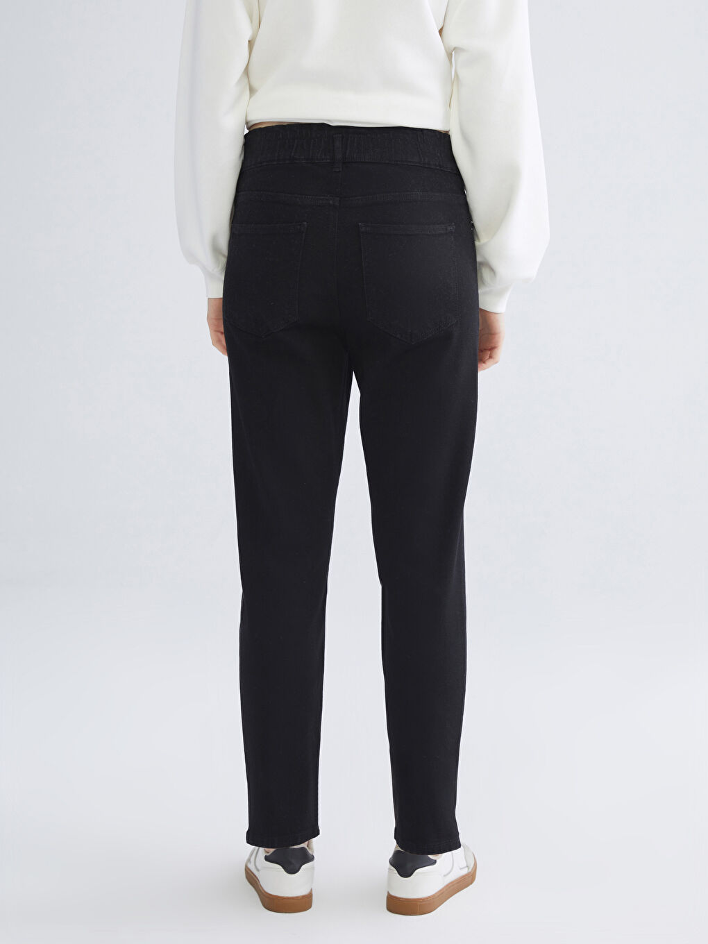 Siyah Slim Mom Kadın Jean Pantolon-4