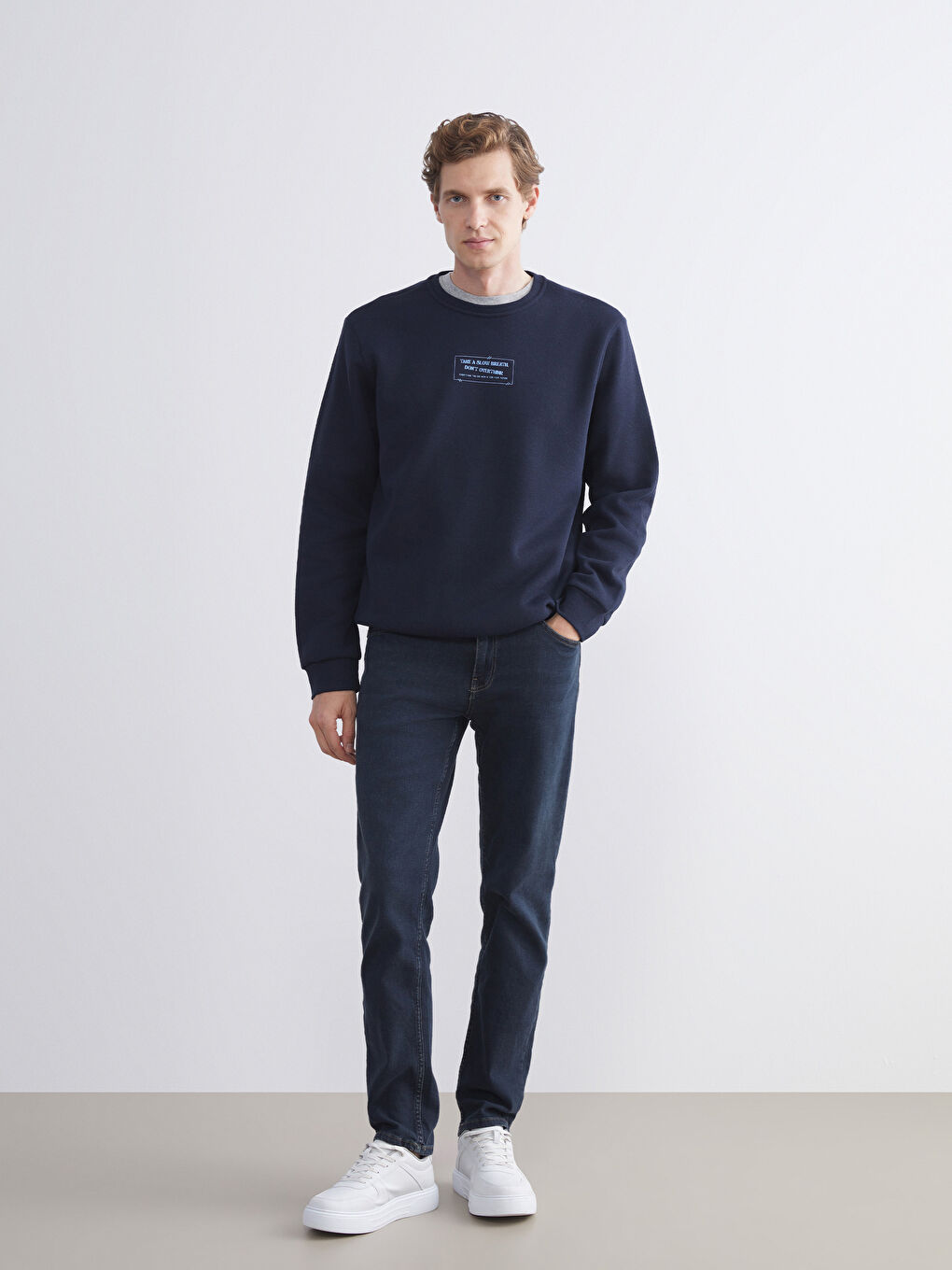 Lacivert Bisiklet Yaka Baskılı Erkek Sweatshirt-1