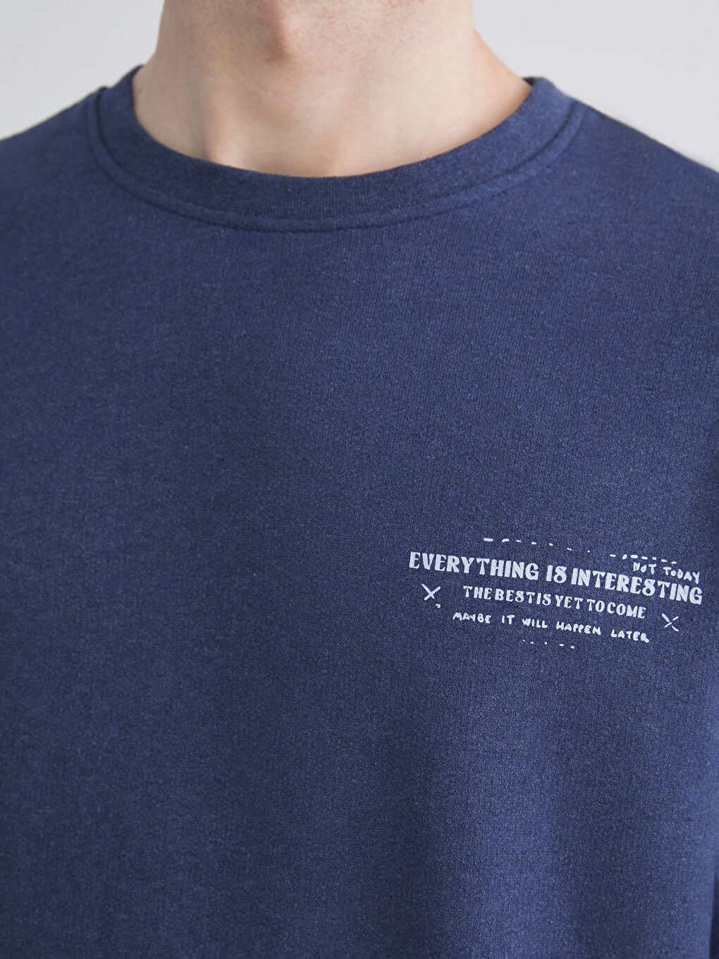 Толстовка з круглим вирізом горловини та принтом для чоловіків-2