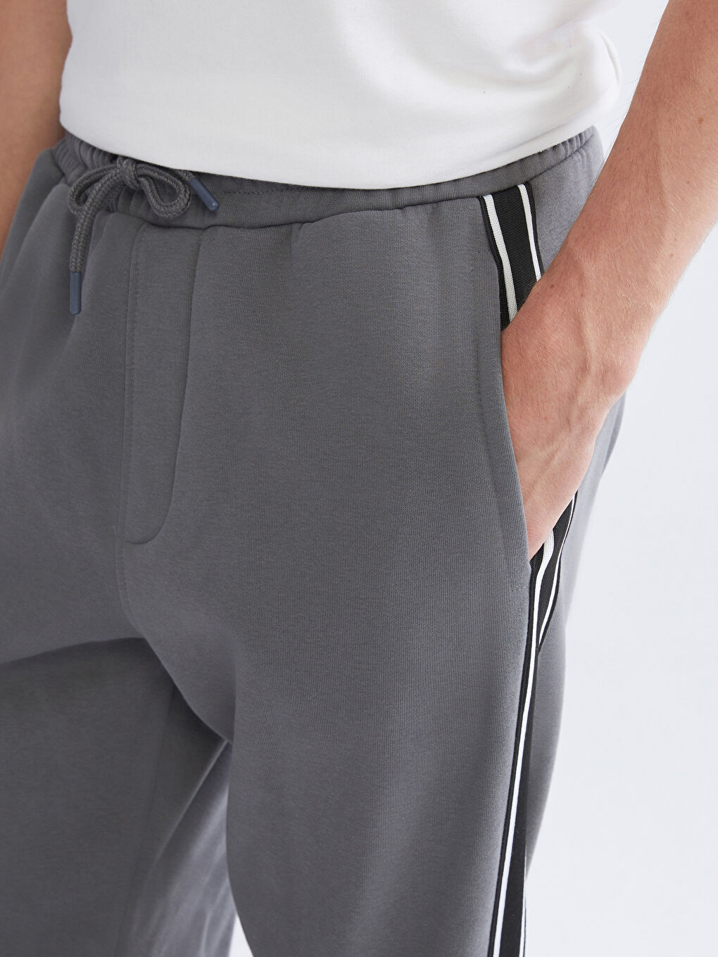 Gri Rahat Kalıp Erkek Kalın Eşofman Altı-2