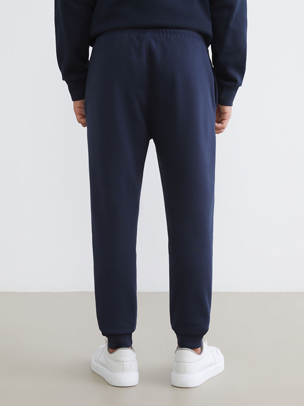Man NAVY Jogger Sweatpants-3