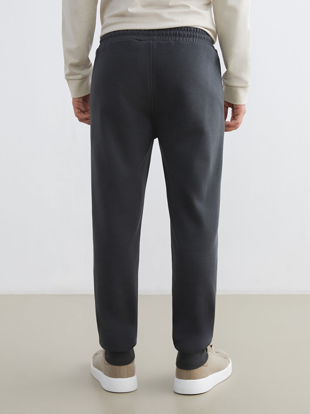 Man ANTHRACITE Jogger Sweatpants-3