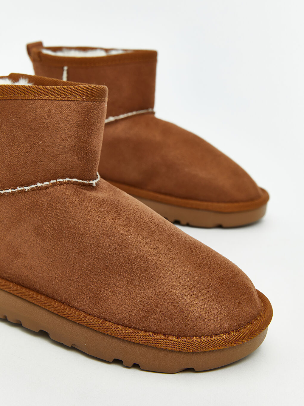 Bej Süet Görünümlü Kız Çocuk Bot-2