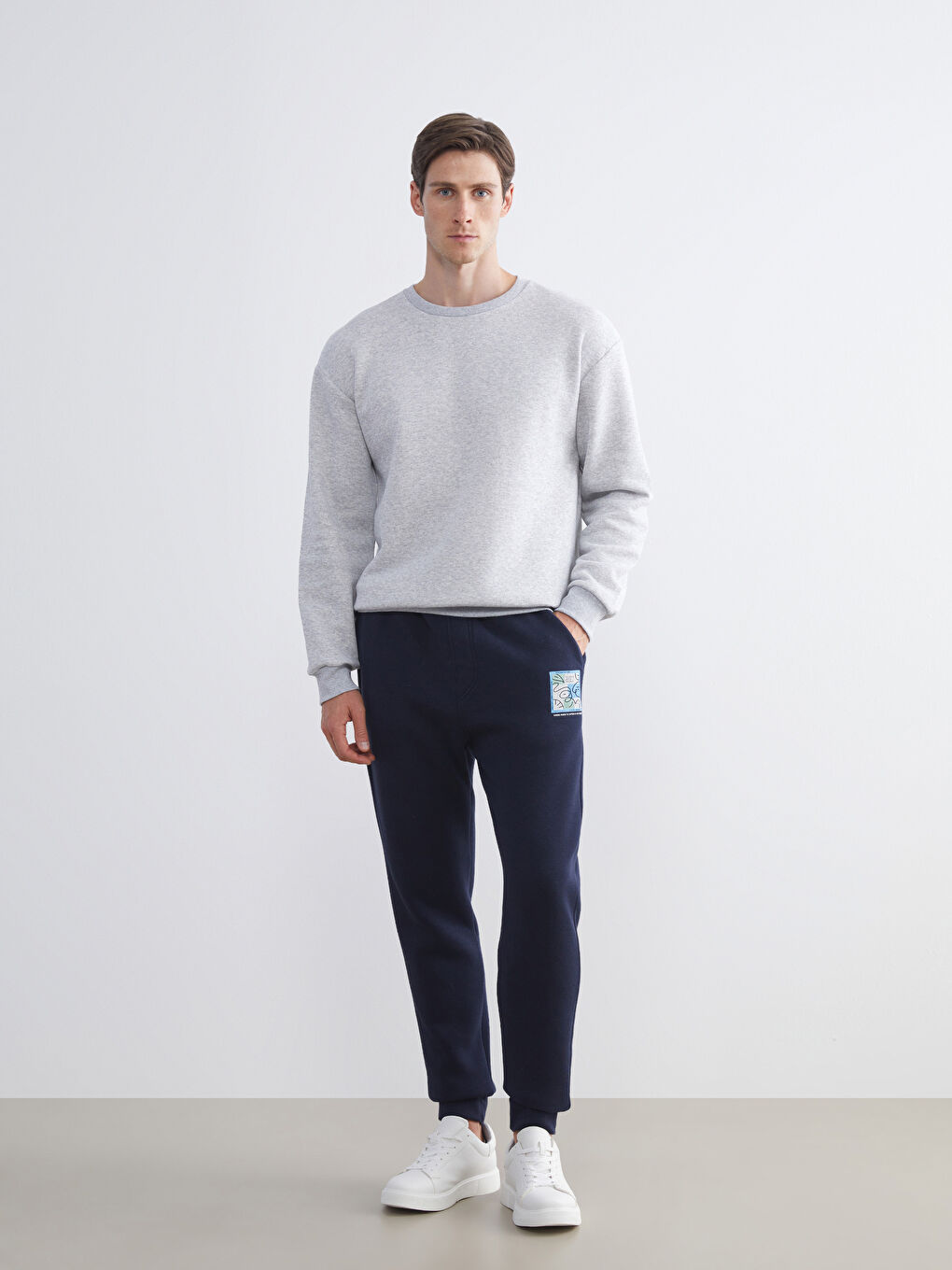 Gri Bisiklet Yaka Erkek Sweatshirt-1