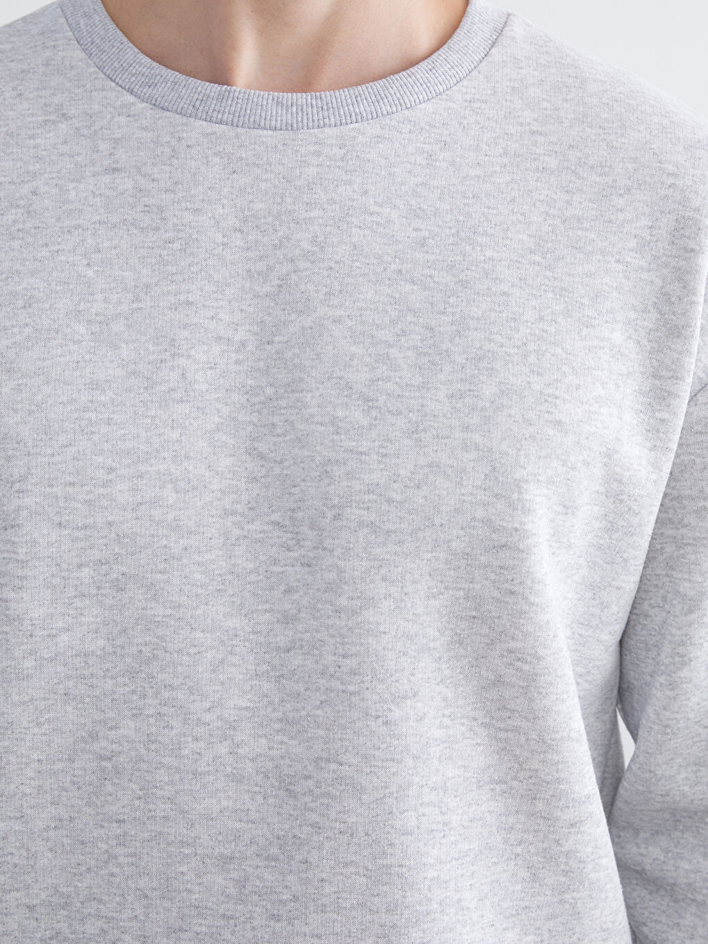 Gri Bisiklet Yaka Erkek Sweatshirt-2