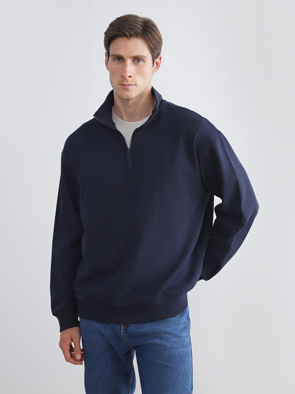 Lacivert Fermuarlı Dik Yaka Uzun Kollu Erkek Sweatshirt