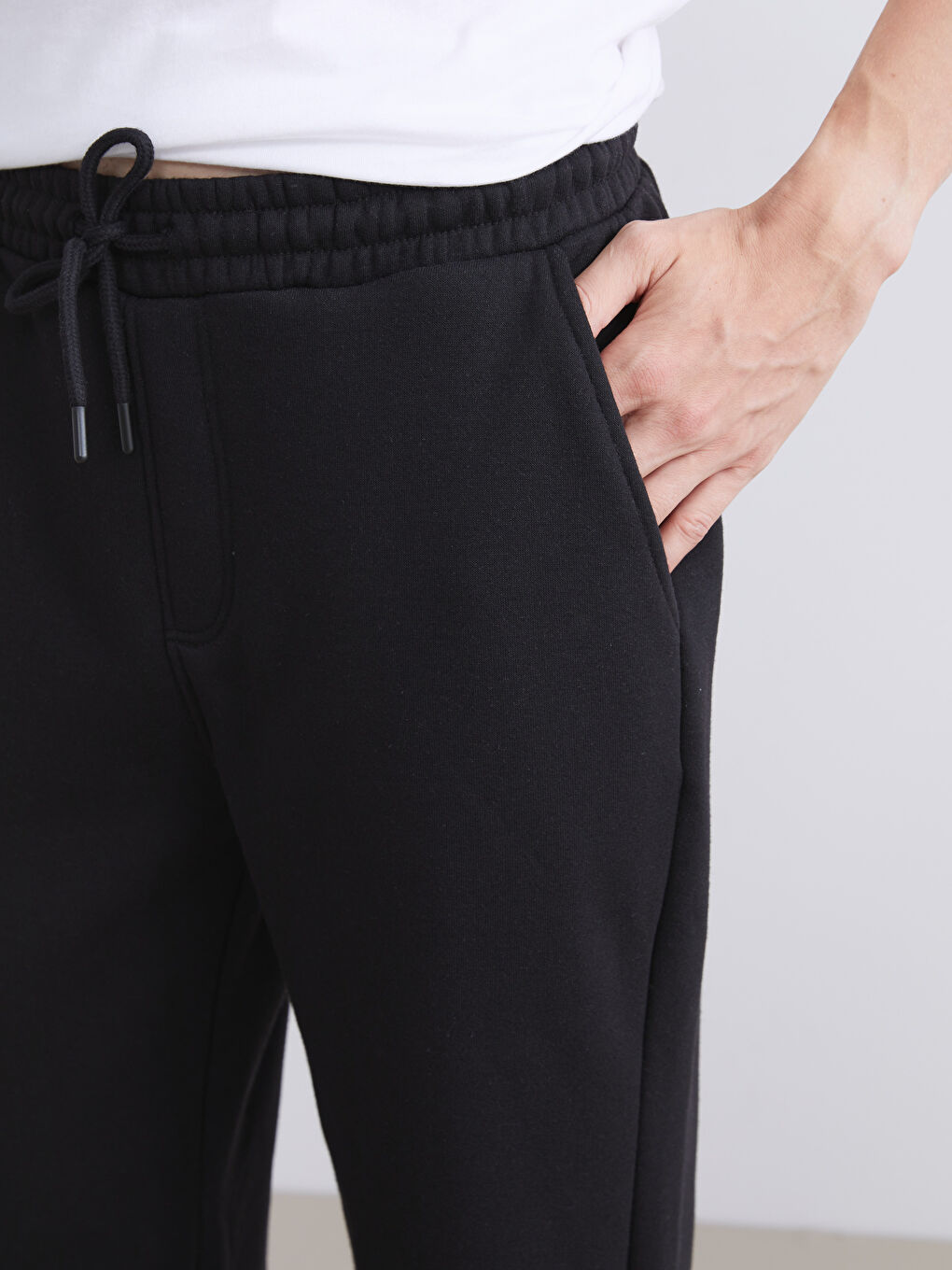 Standard Fit Men's Jogger Sweatpants-2