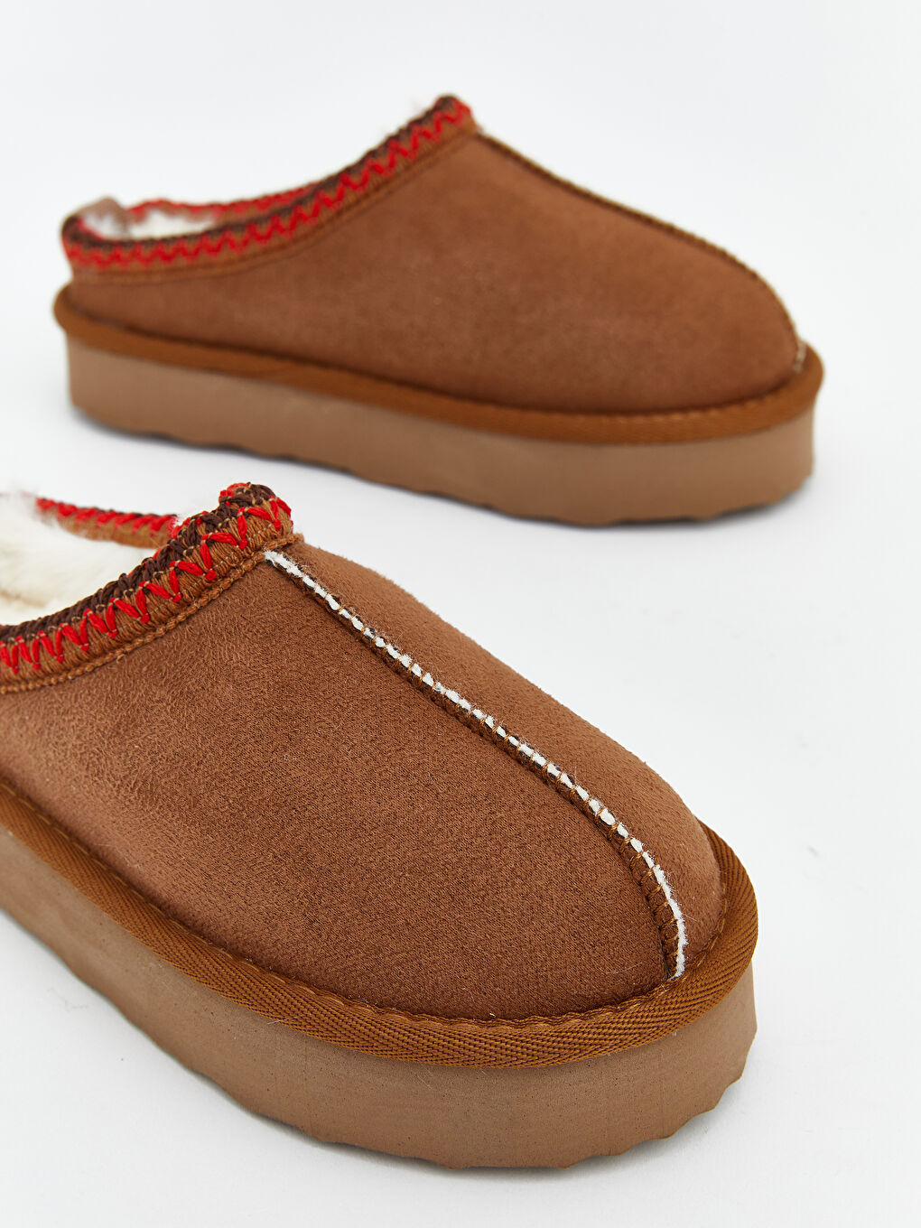 Kahverengi Süet Görünümlü Kız Çocuk Ev Ayakkabısı-2