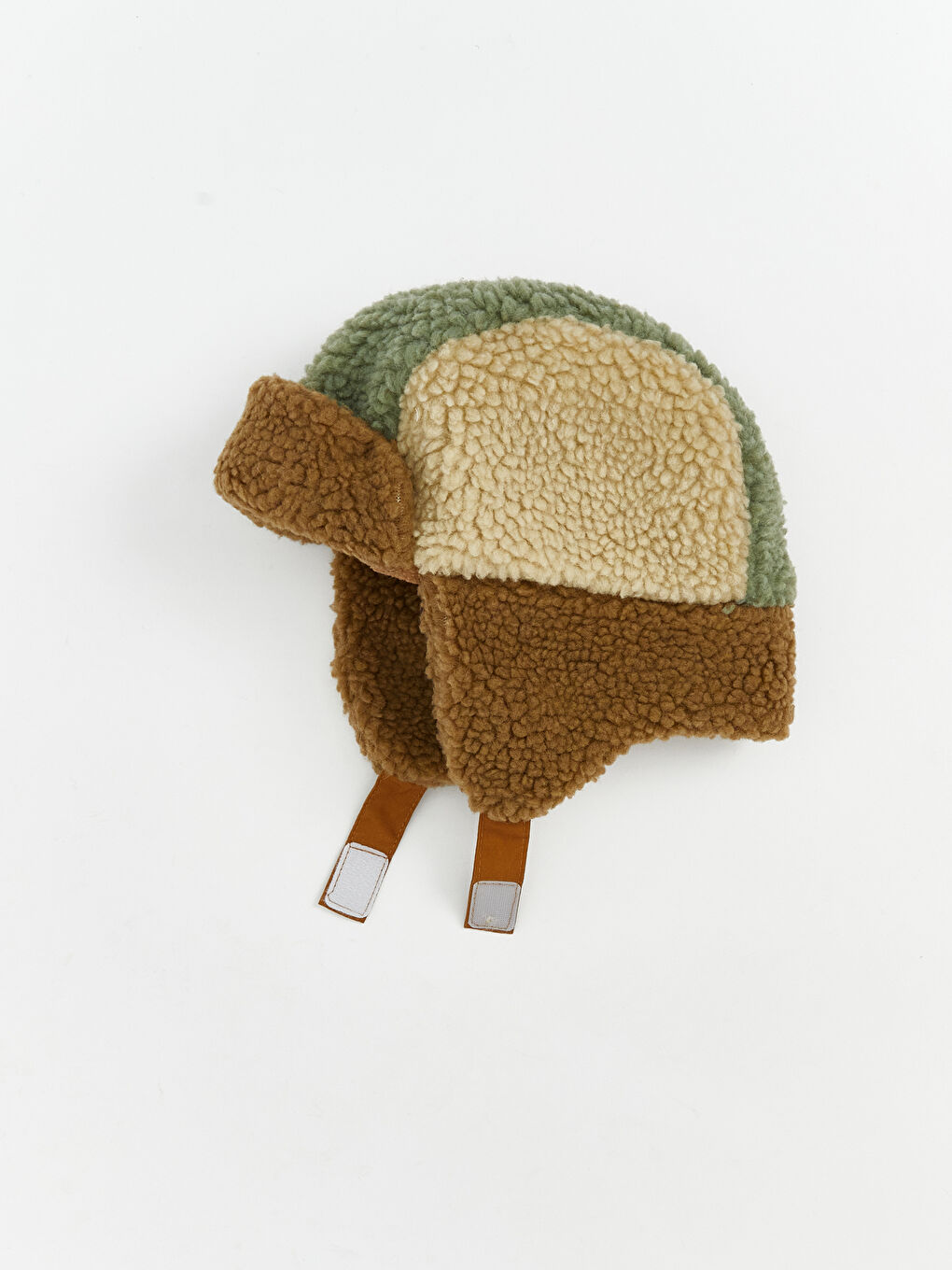 کڵاوی بەفری منداڵانی کوڕ کە ڕووپۆش کراوە بە فەروو-1