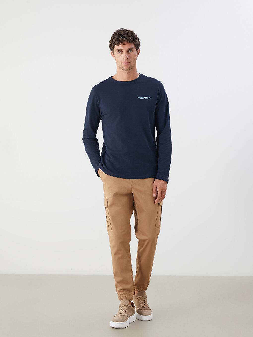 Футболка з довгим рукавом і принтом для чоловіків з круглим вирізом-1