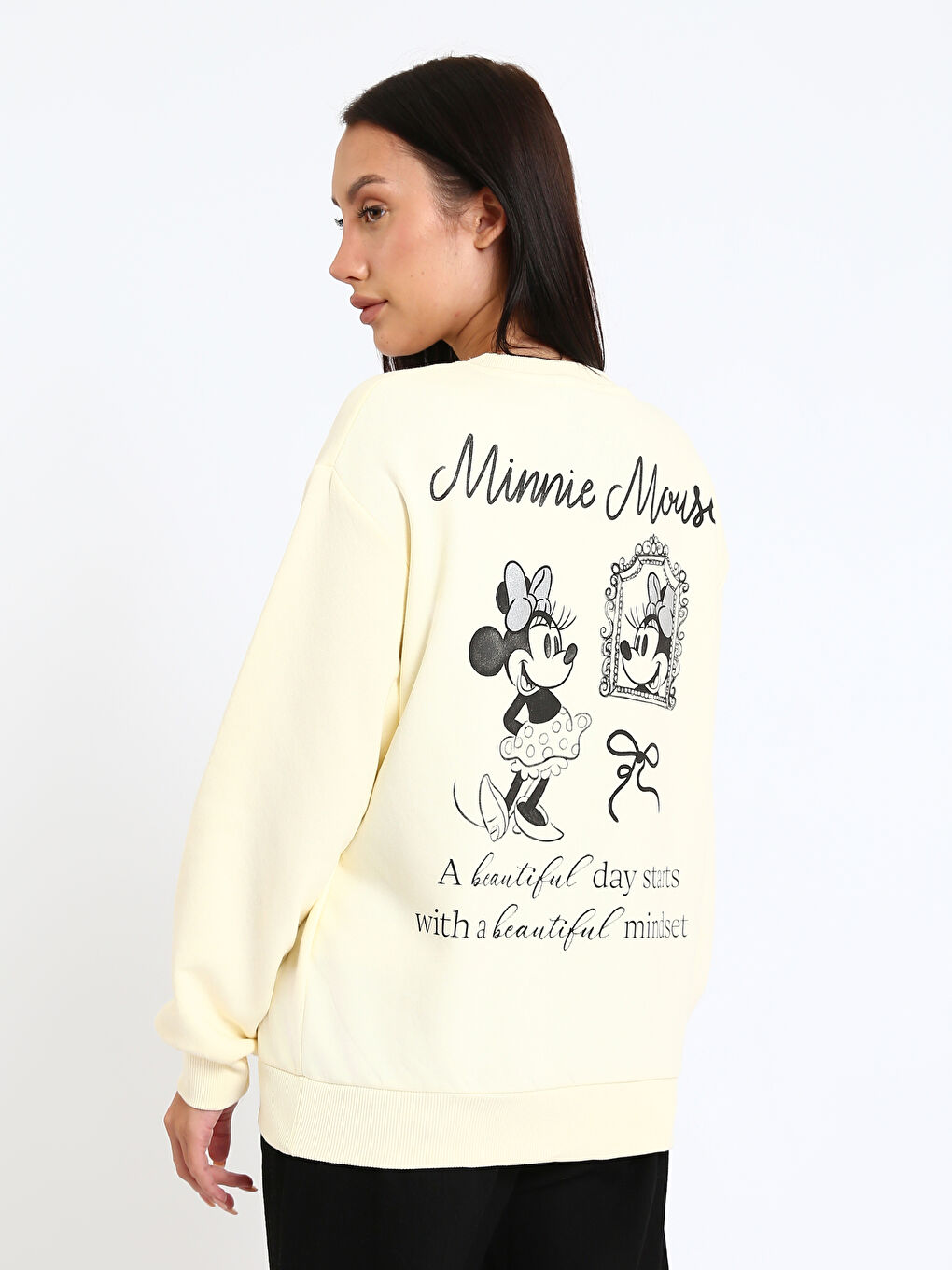 Crew Neck Minnie Mouse Printed Women's Sweatshirt-4