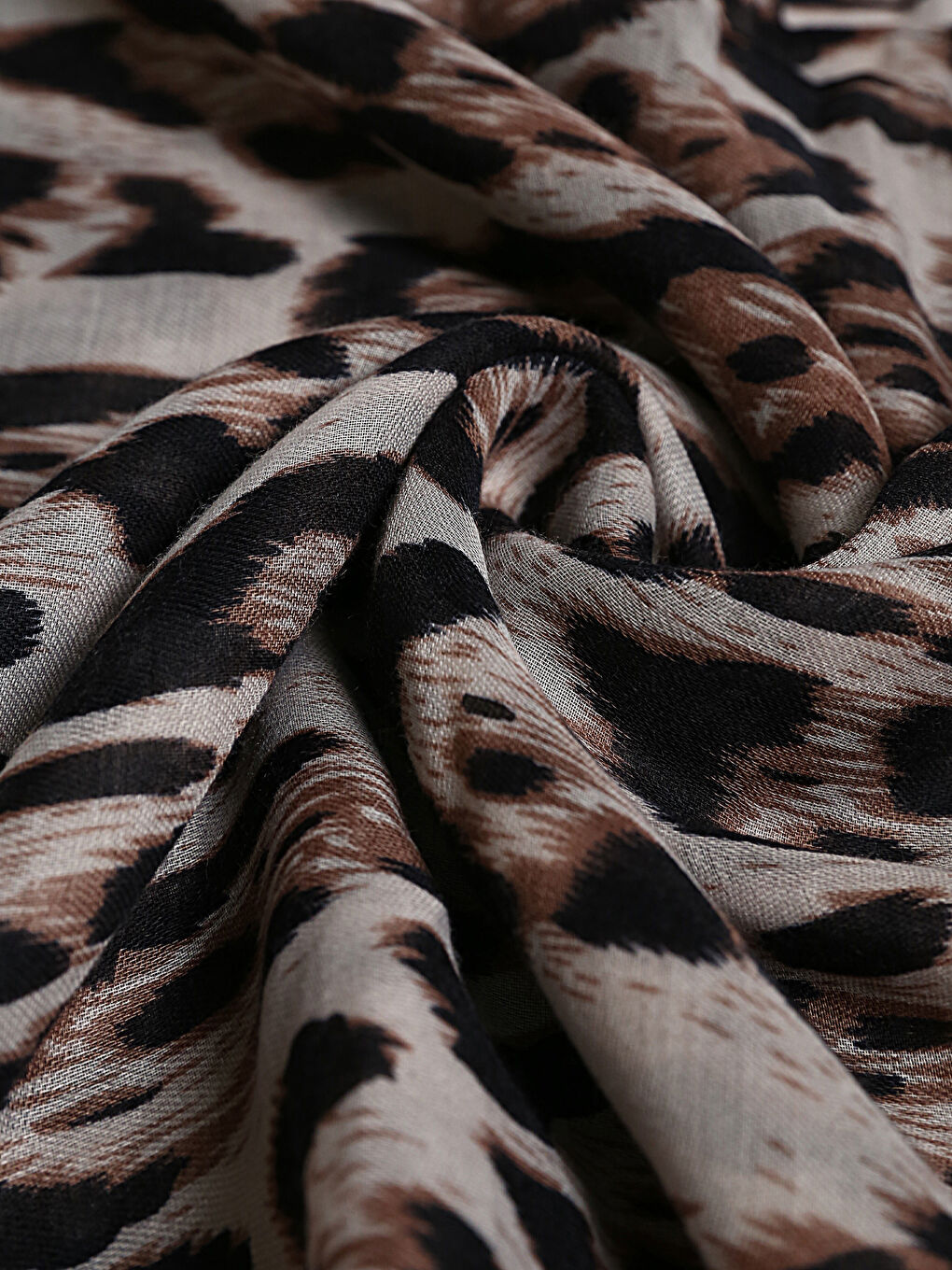 Leopard Print Women's Scarf-2