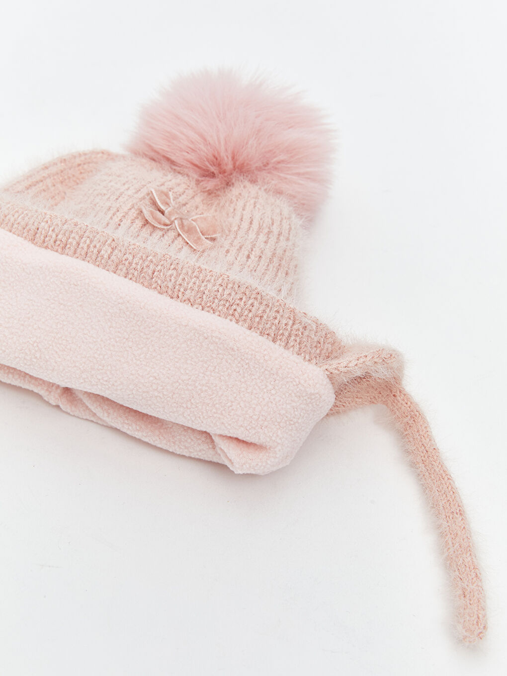 Шапочка для новорождённого с помпоном-2